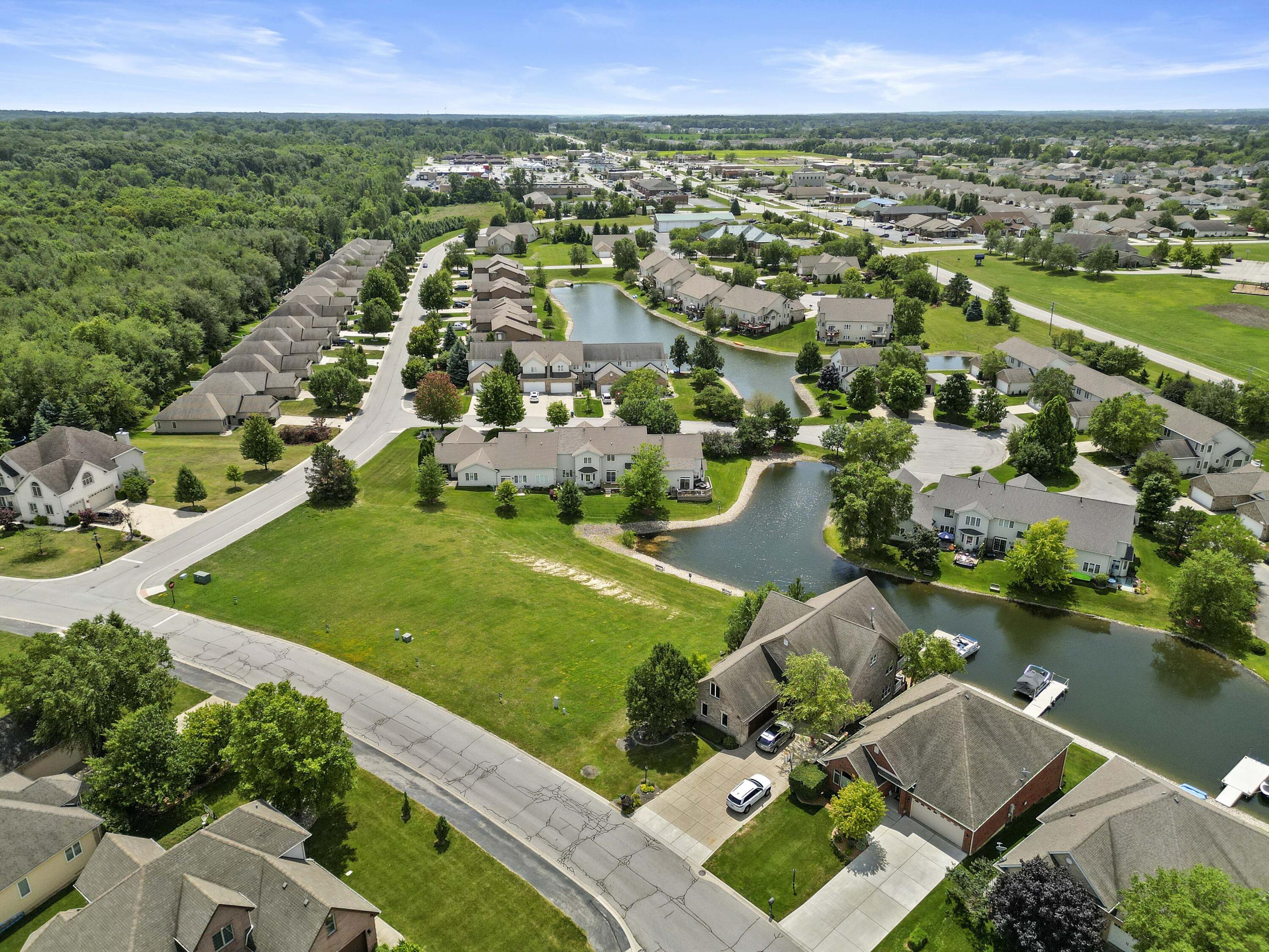 8122 Tuckaway Court