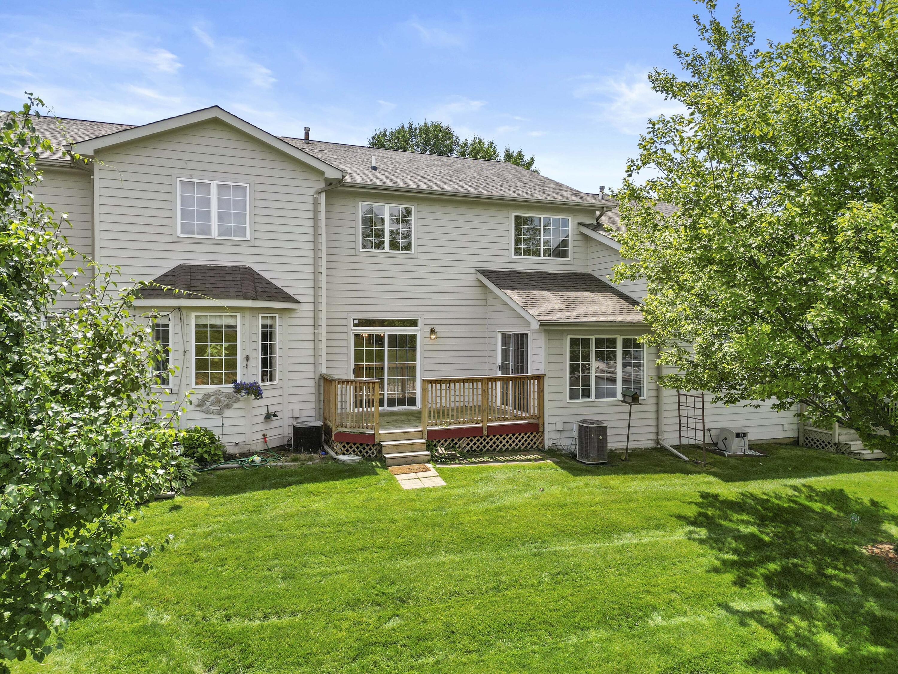 8122 Tuckaway Court