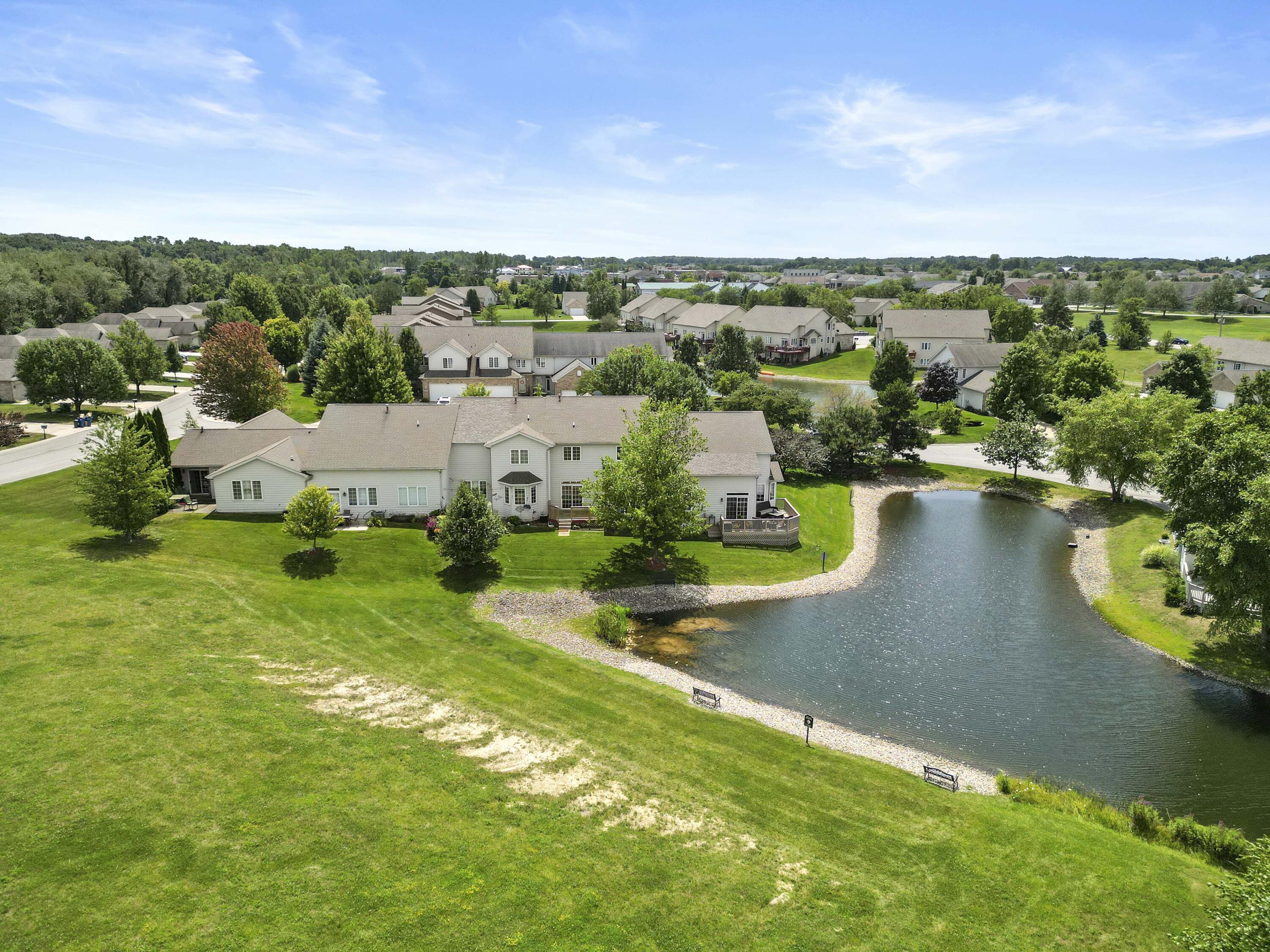 8122 Tuckaway Court