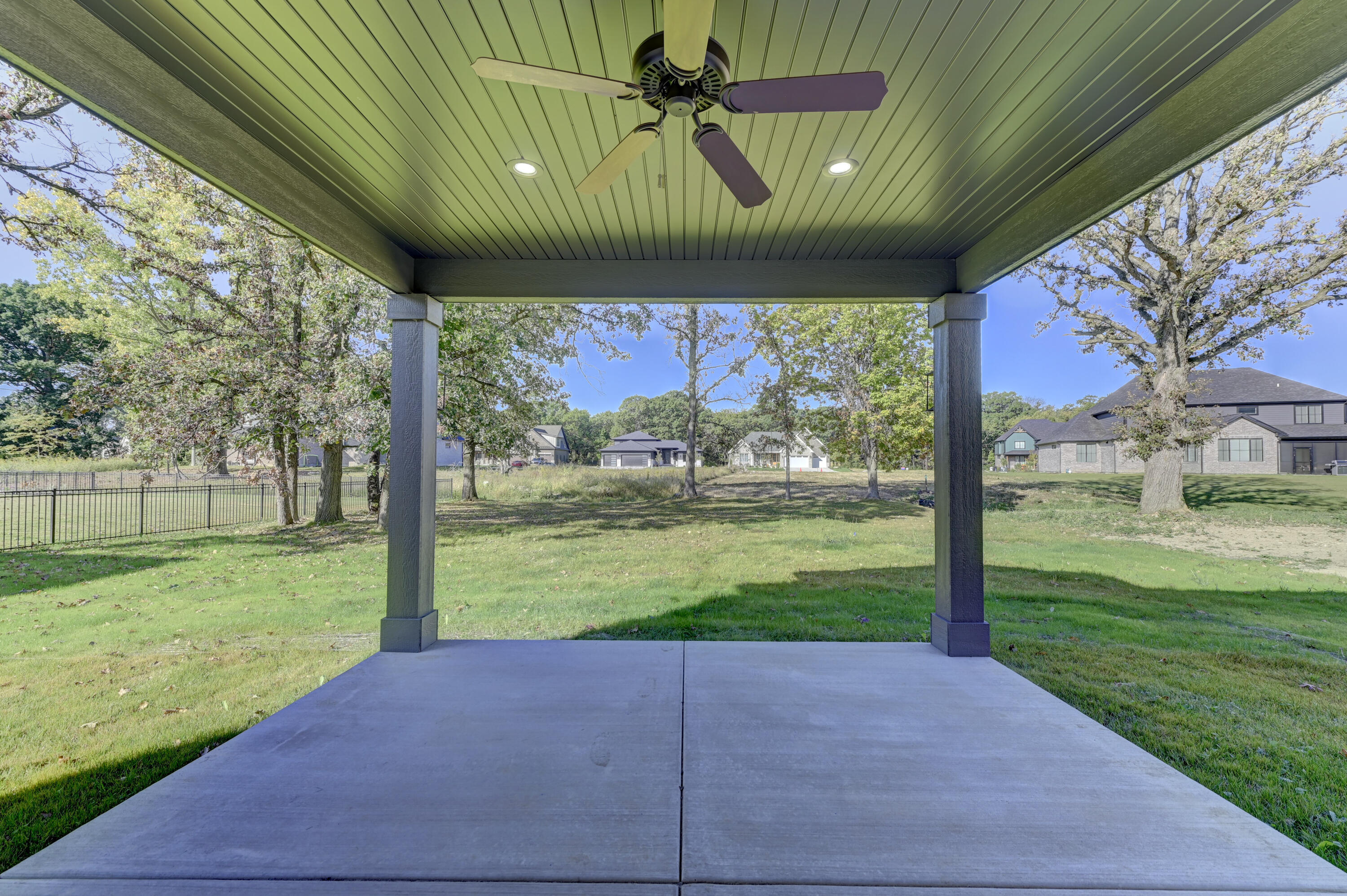 9544 Fescue Drive