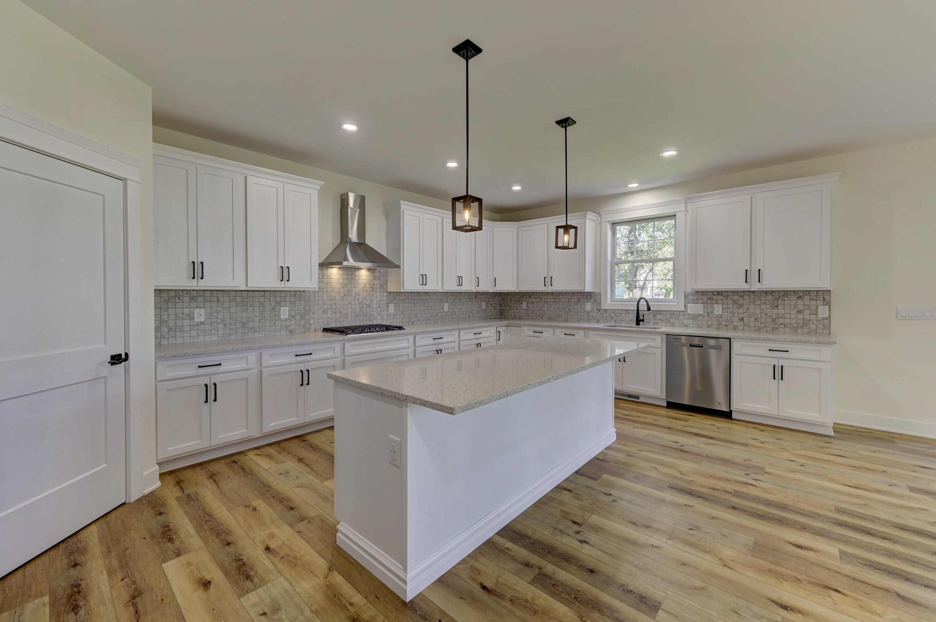 9544 Fescue Drive
