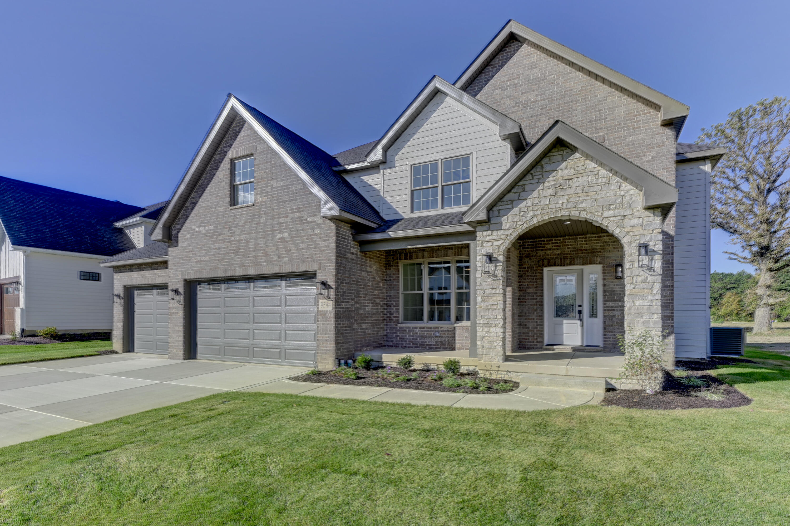 9544 Fescue Drive