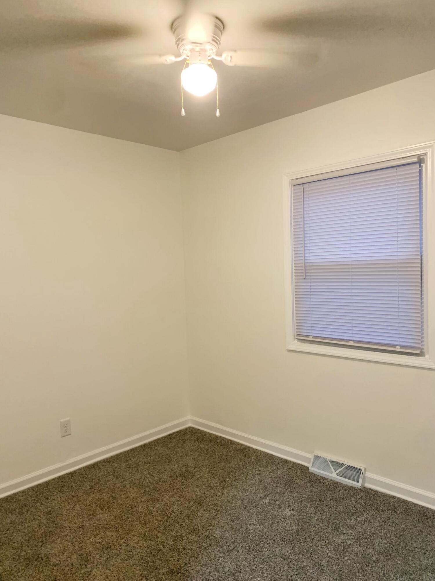 1308 W 61st Place