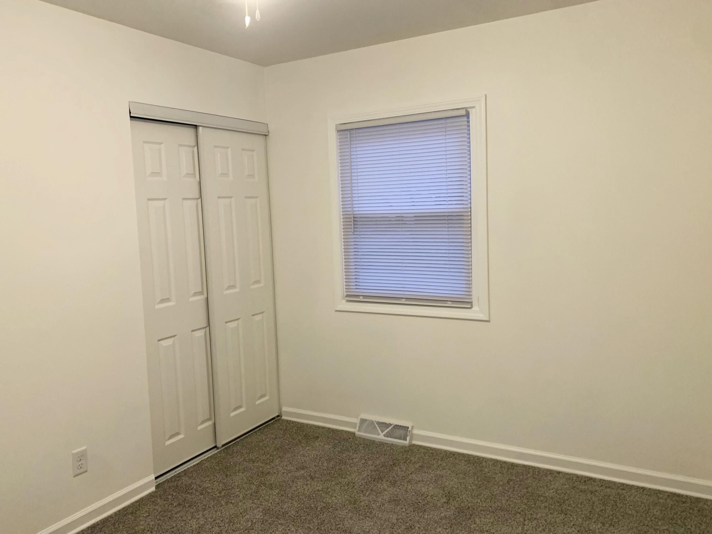 1308 W 61st Place