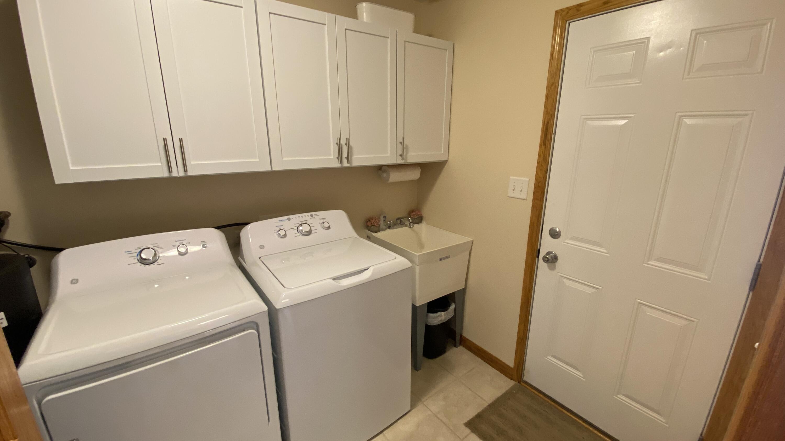 14806 Carey Street Unit: B