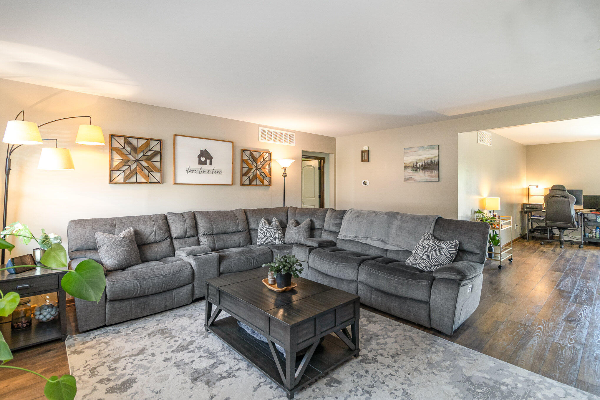 3016 Sunrise Drive