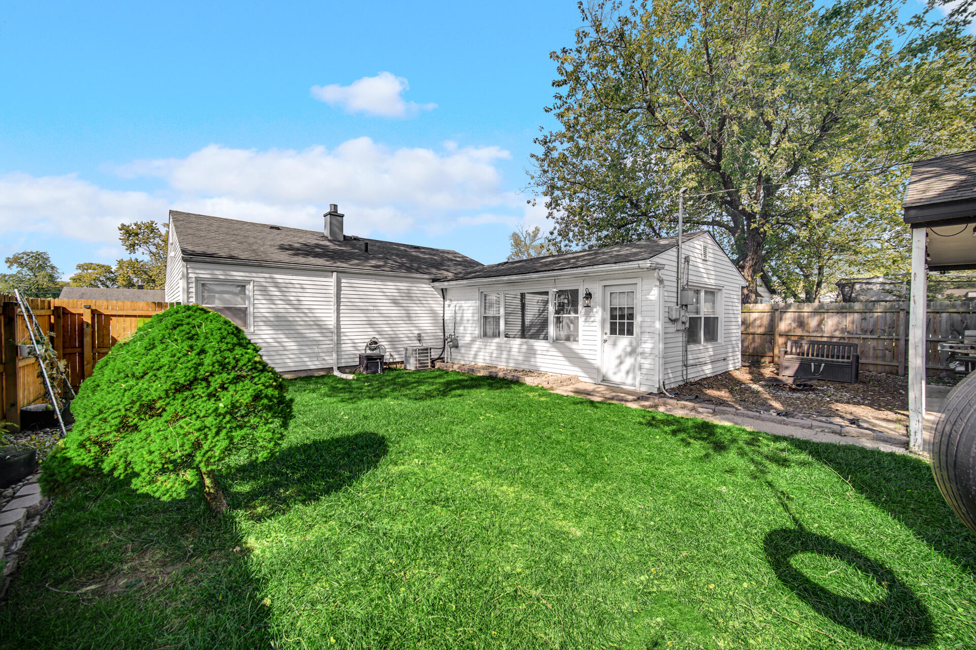 337 N Virginia Street