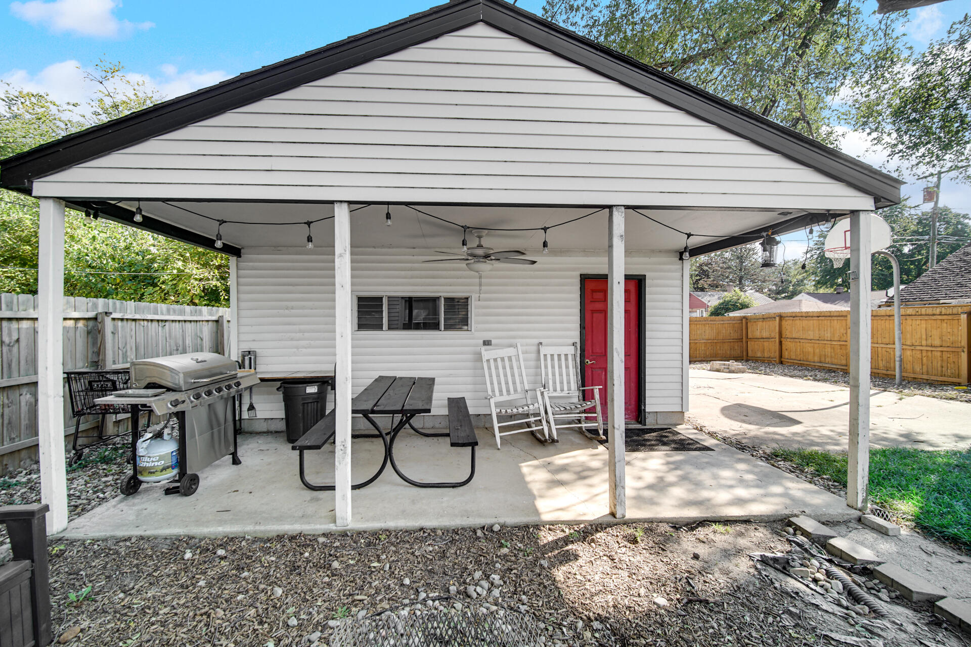 337 N Virginia Street