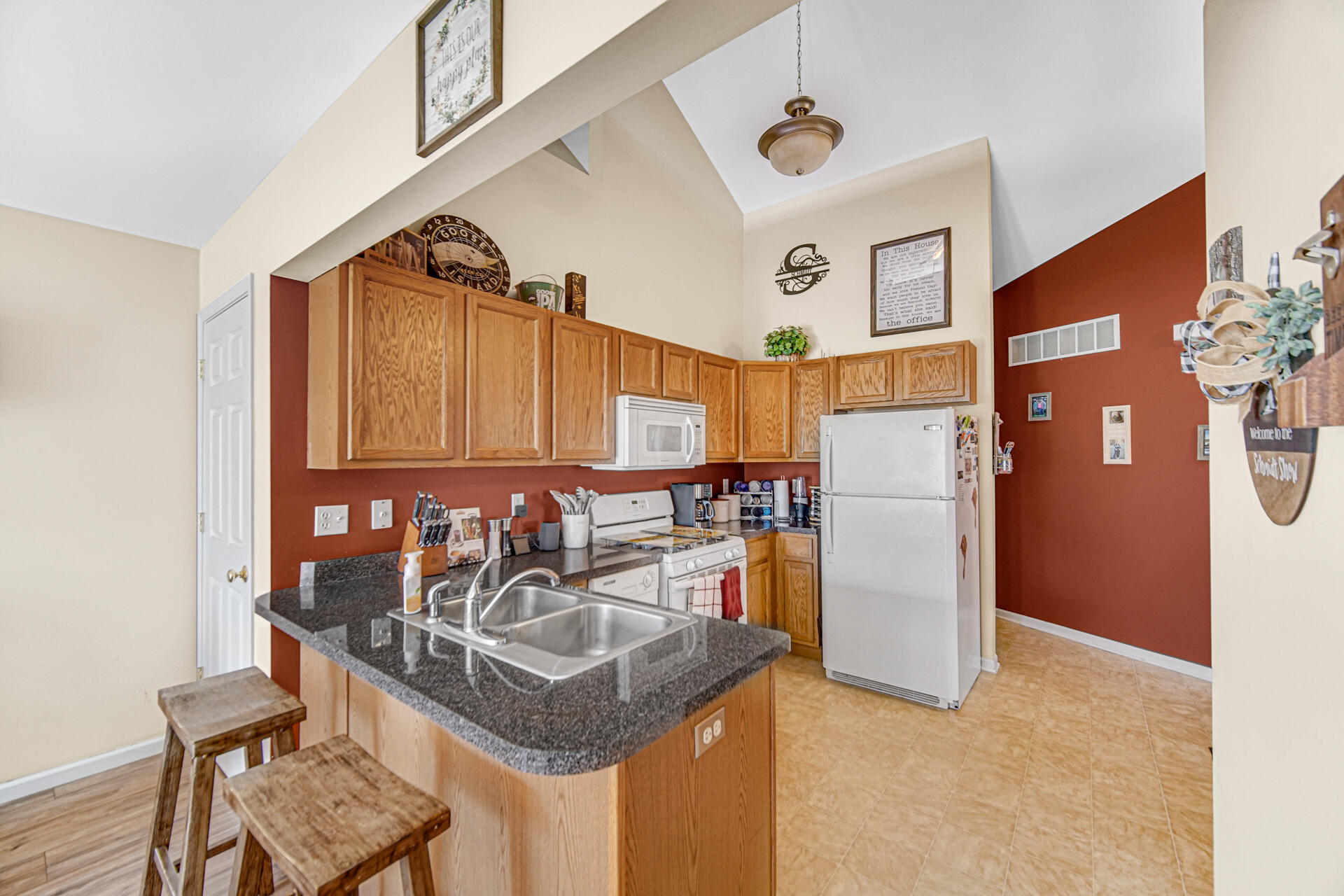 14635 Euclid Avenue Unit: A