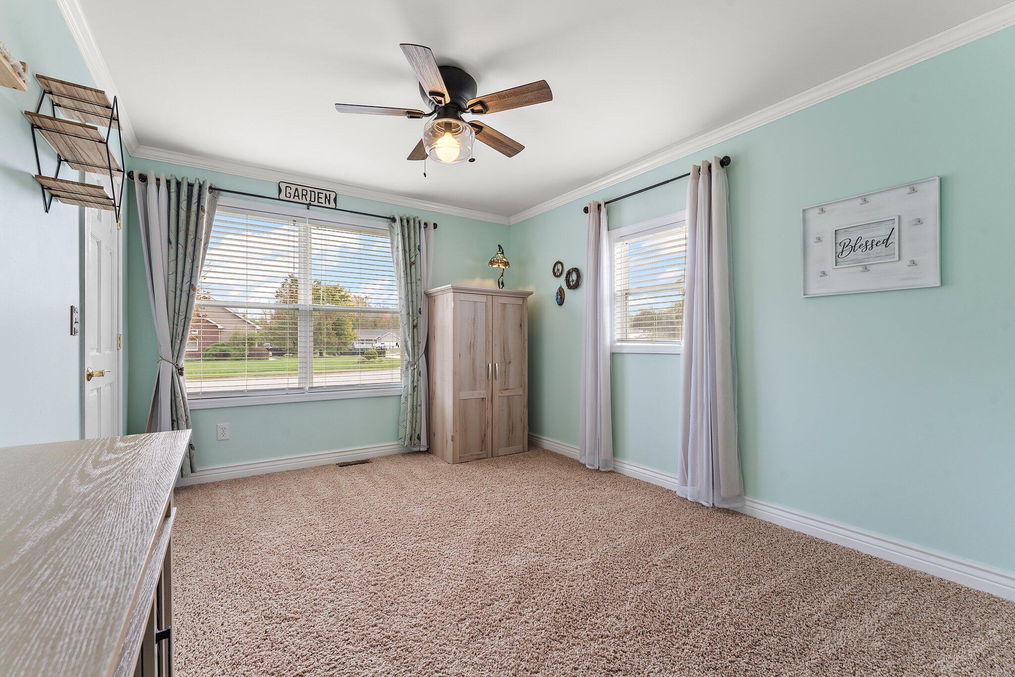 334 Forsythia Street SE