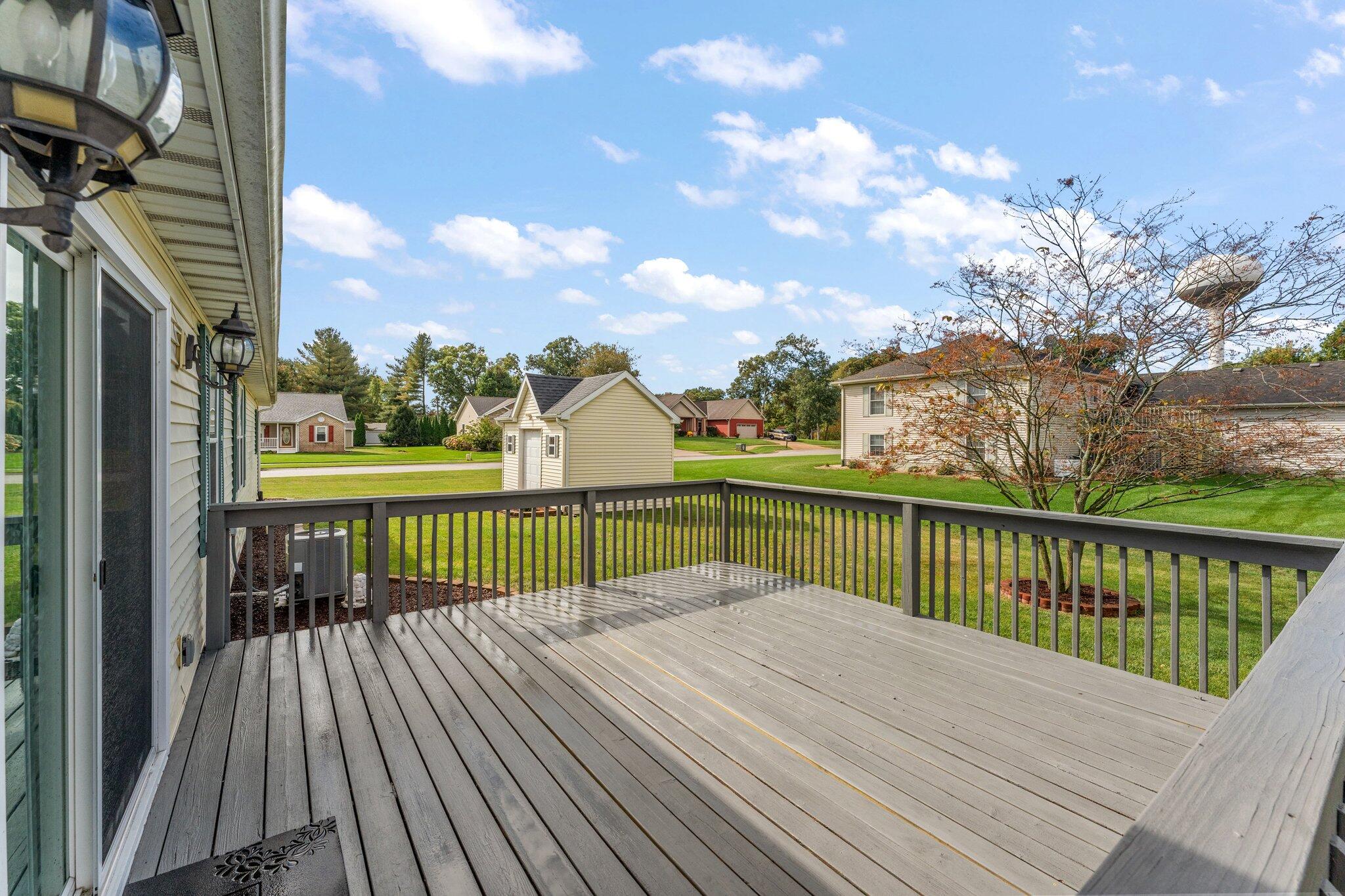 334 Forsythia Street SE