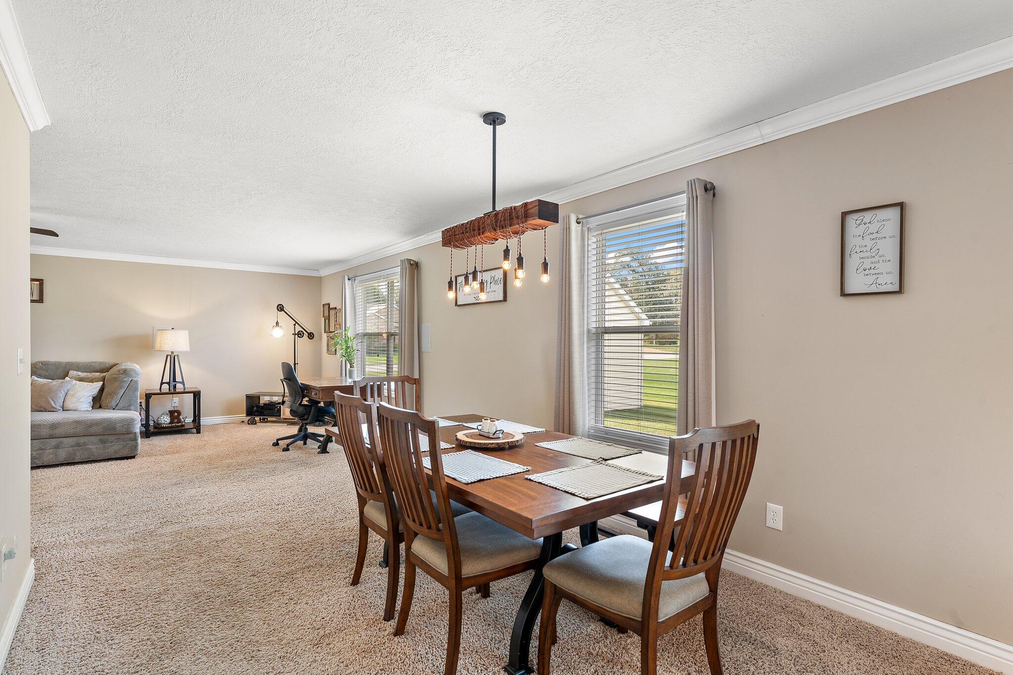 334 Forsythia Street SE
