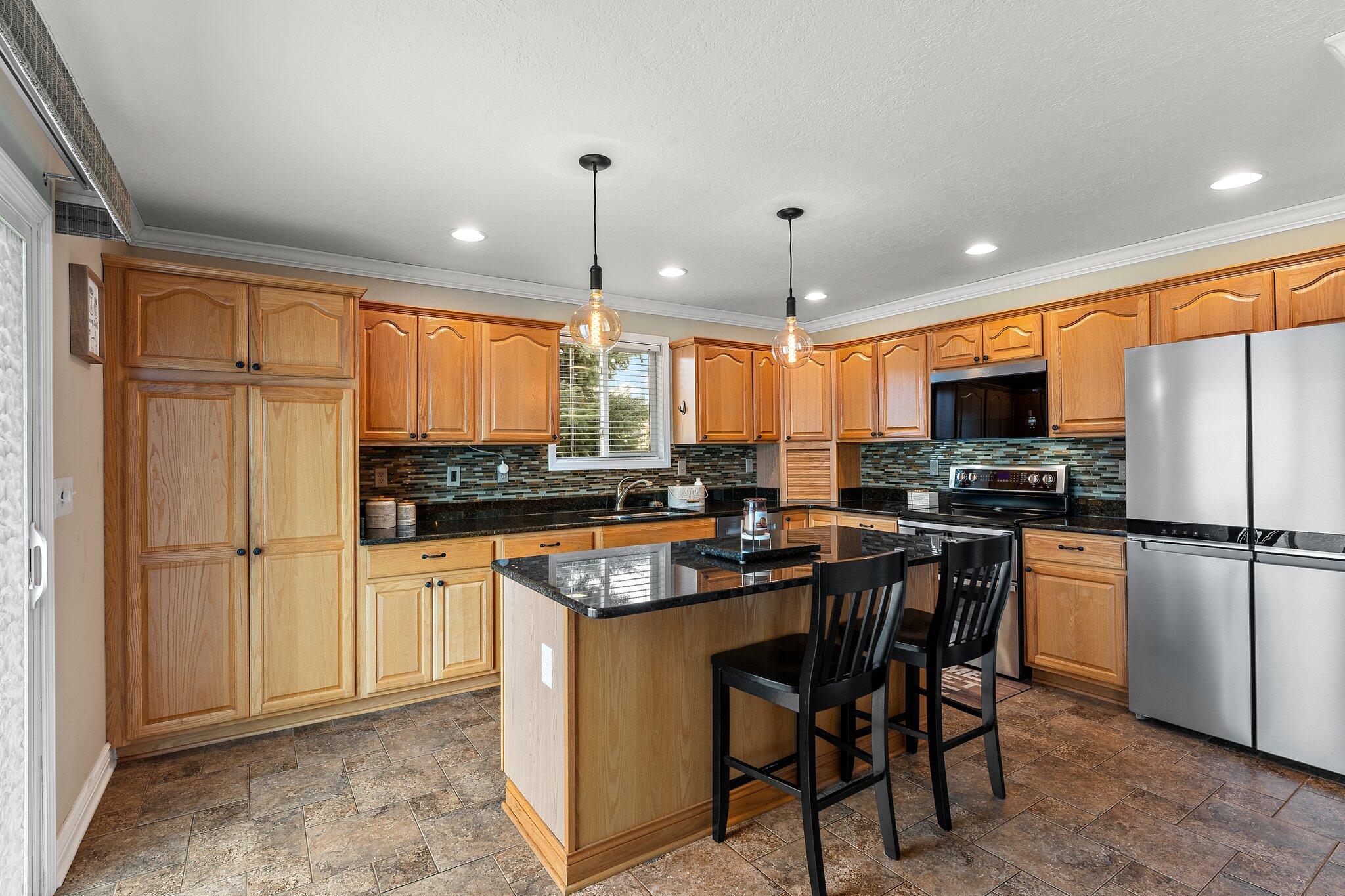 334 Forsythia Street SE