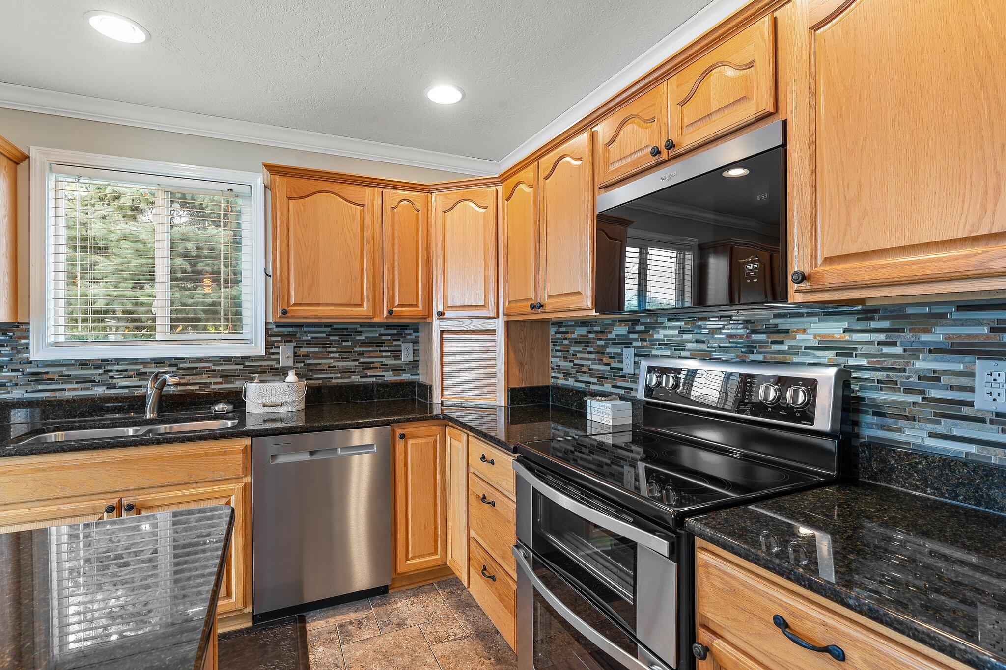 334 Forsythia Street SE