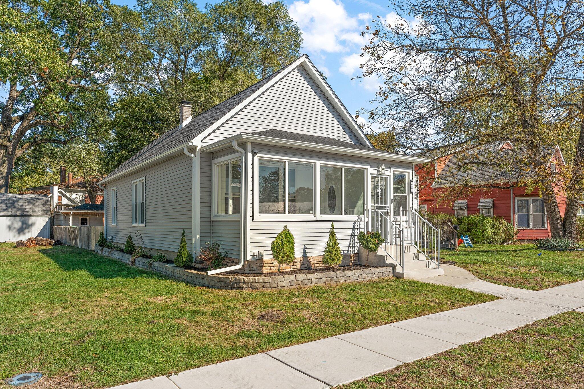 920 Lillian Street