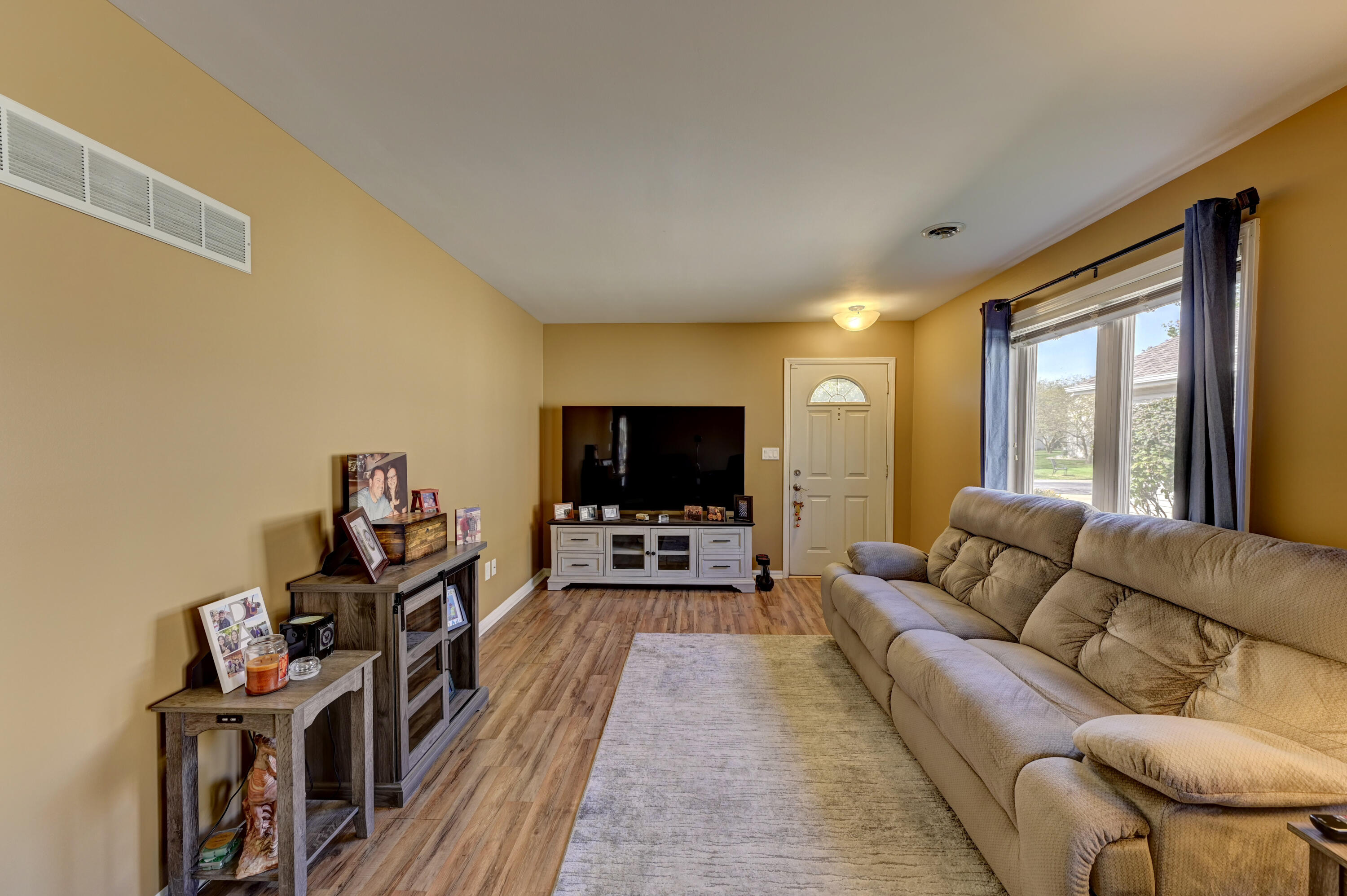 2237 Sandridge Lane
