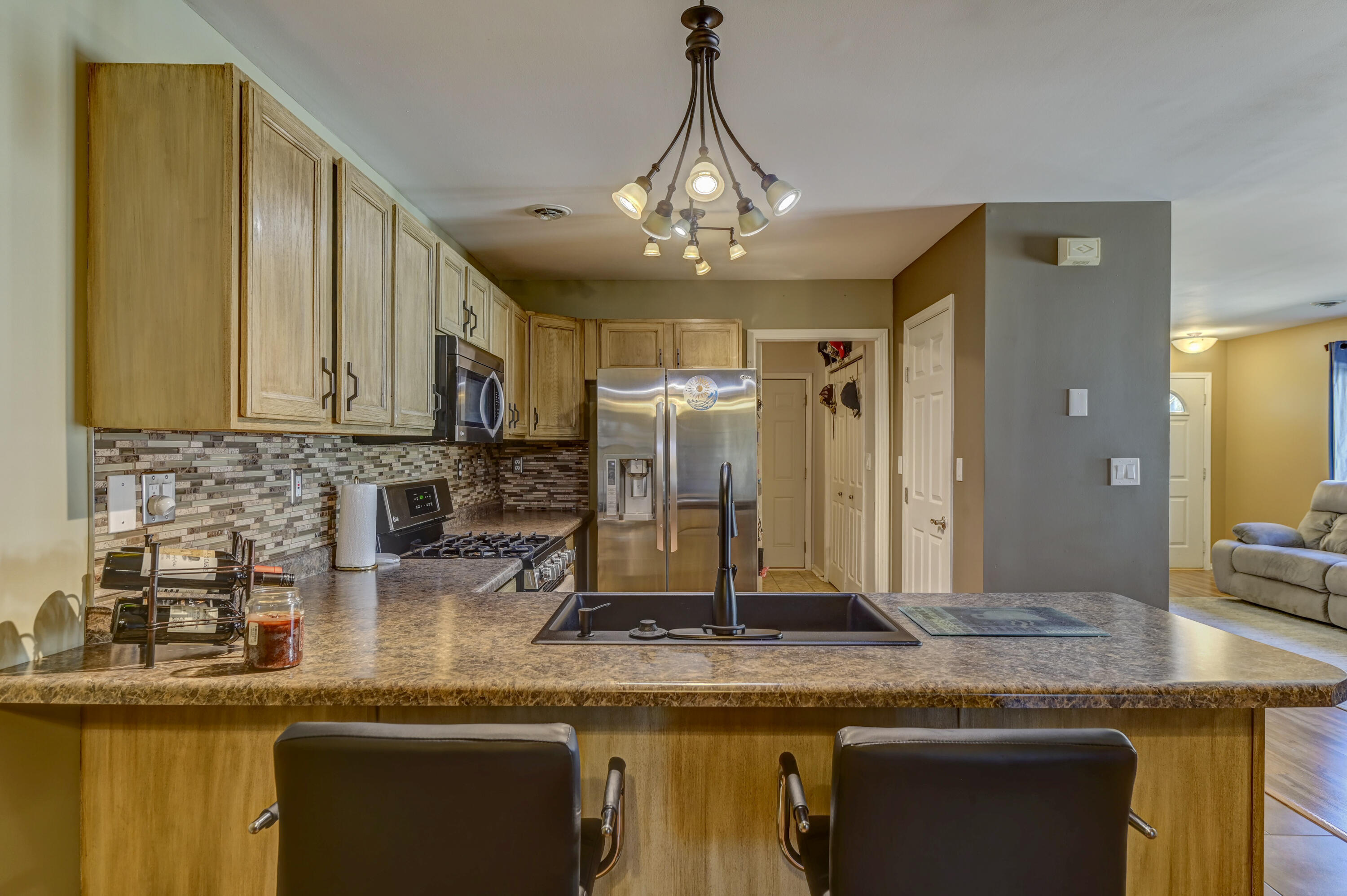 2237 Sandridge Lane