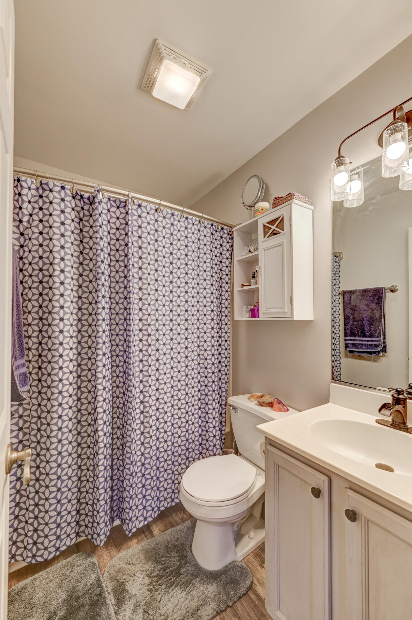 2237 Sandridge Lane