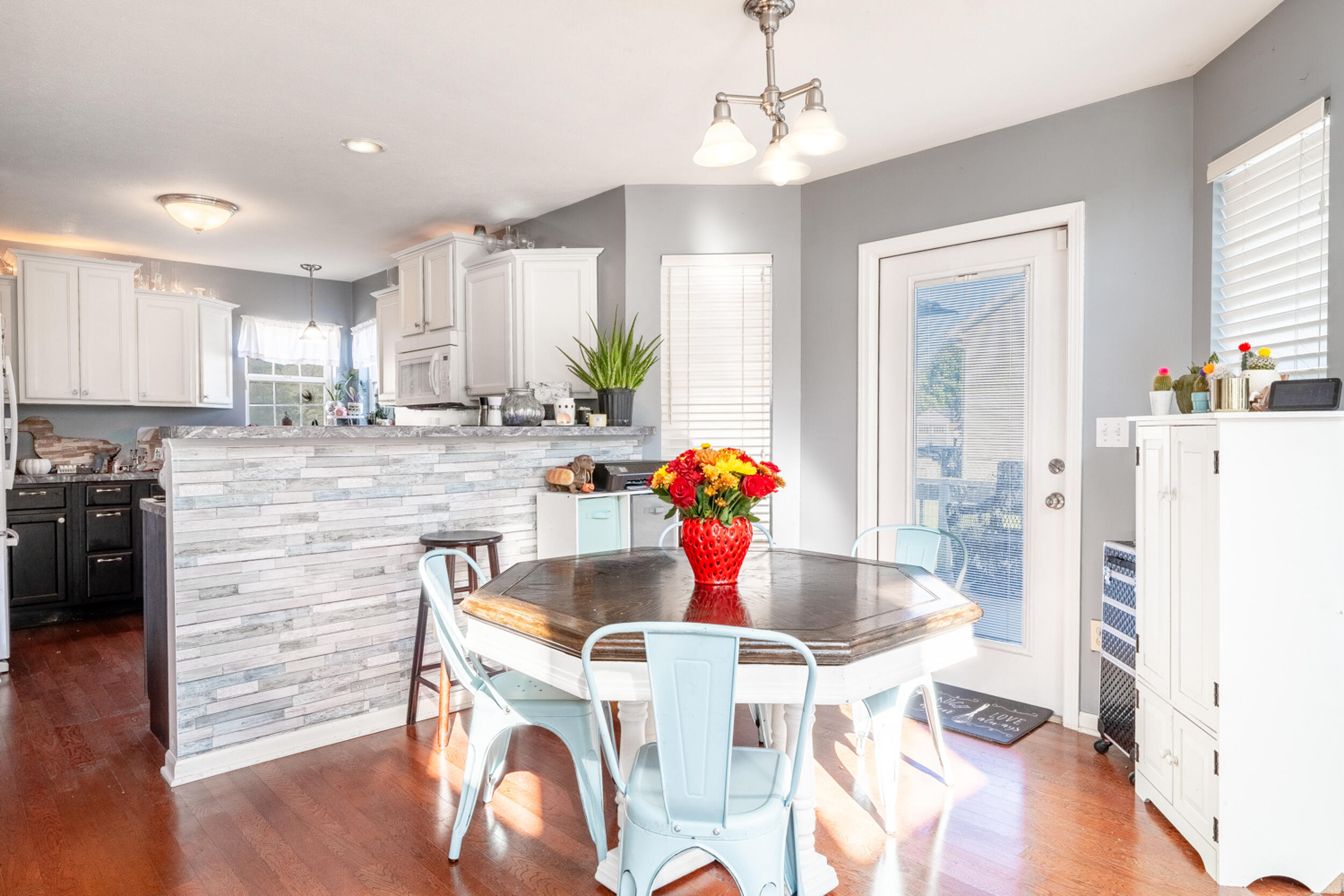 2780 Tulip Lane