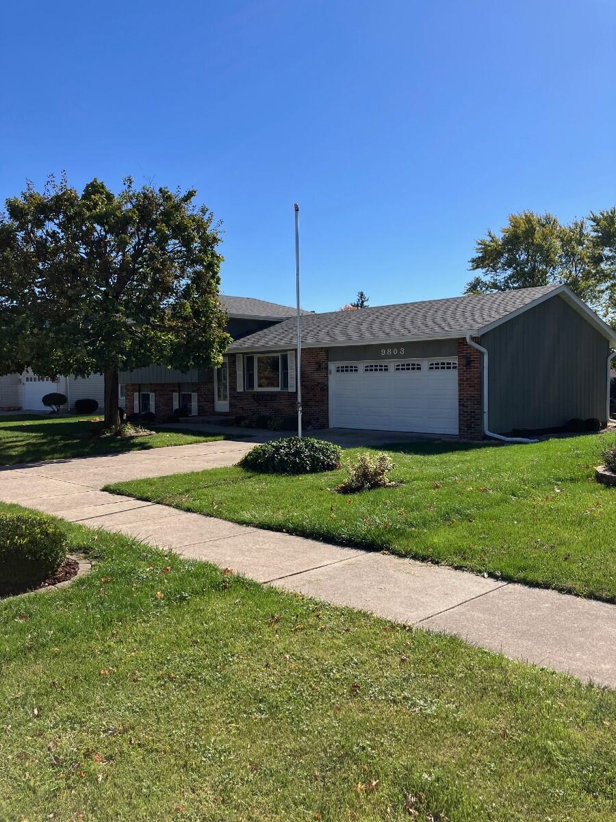 9803 W 136th Place