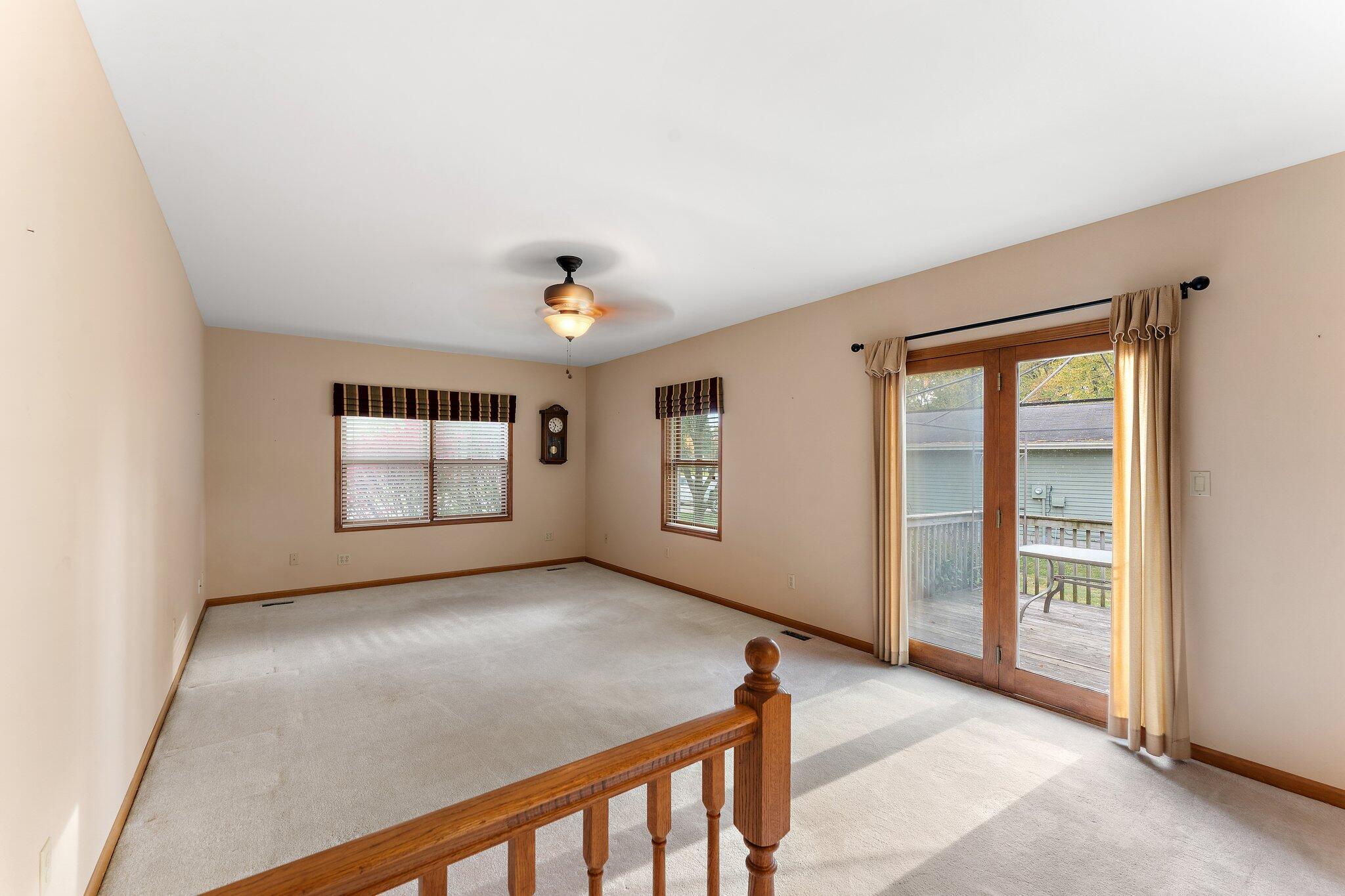 1094 Shoreline Road