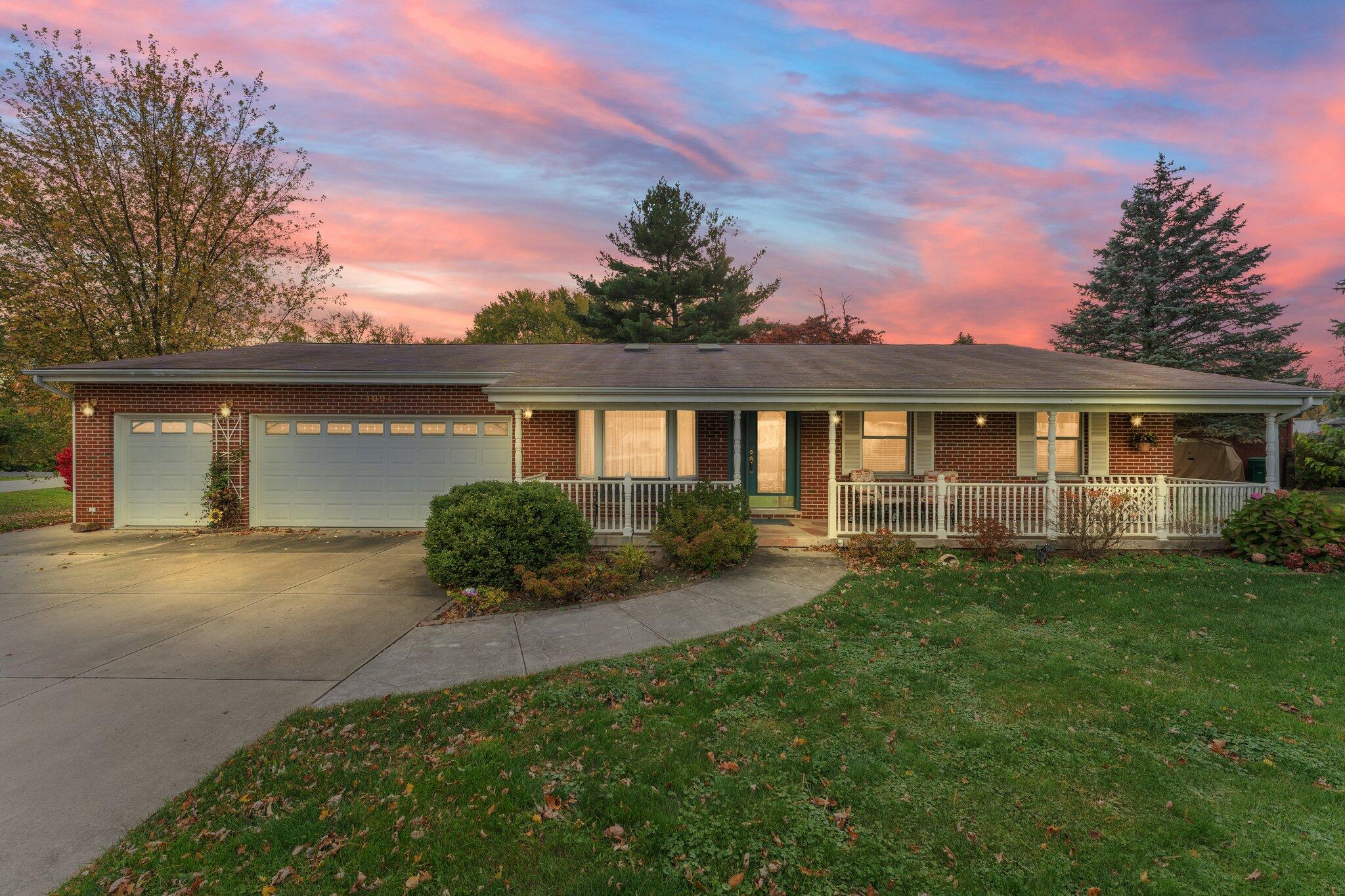 1094 Shoreline Road