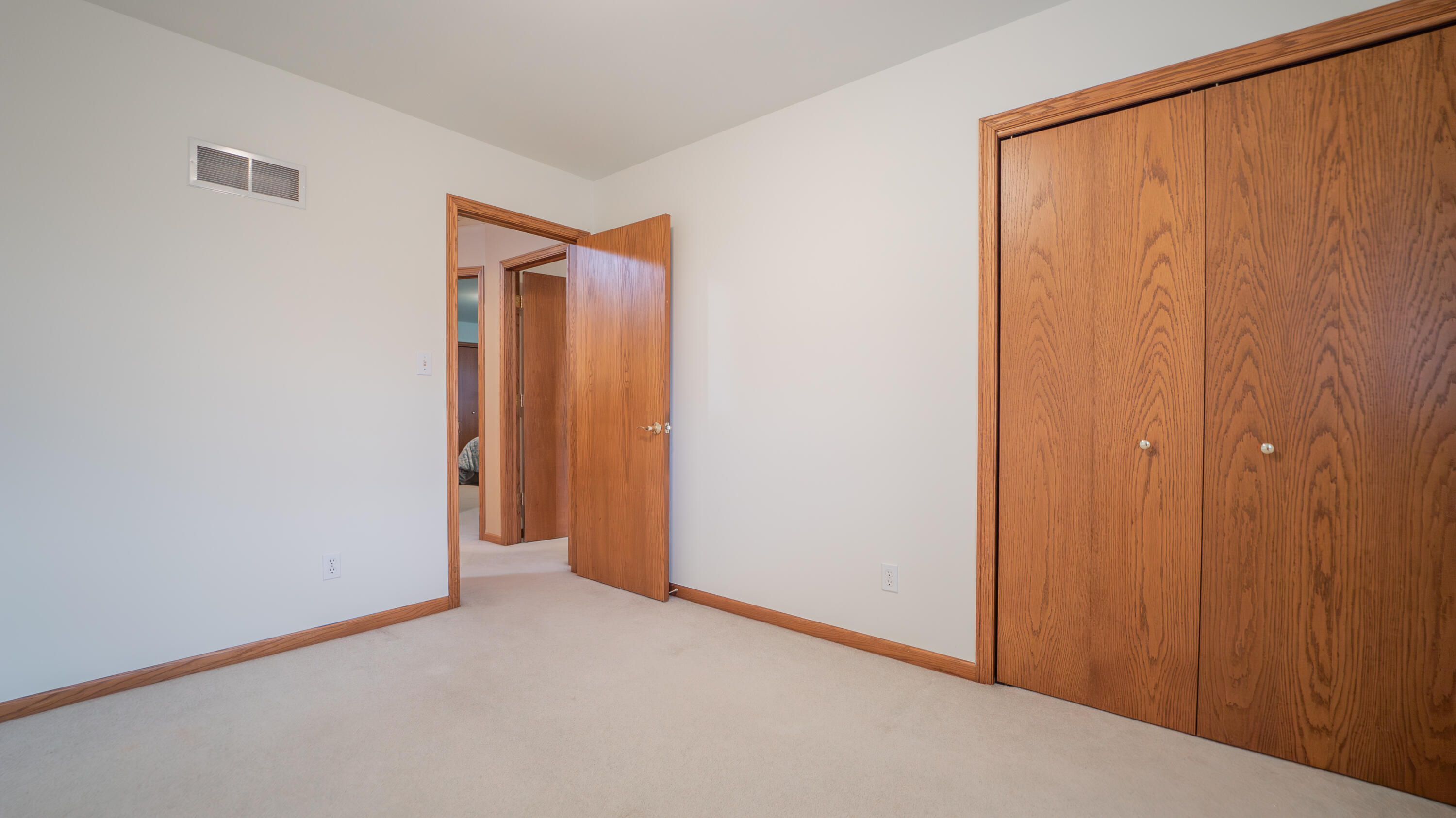 11070 Lawrence Drive