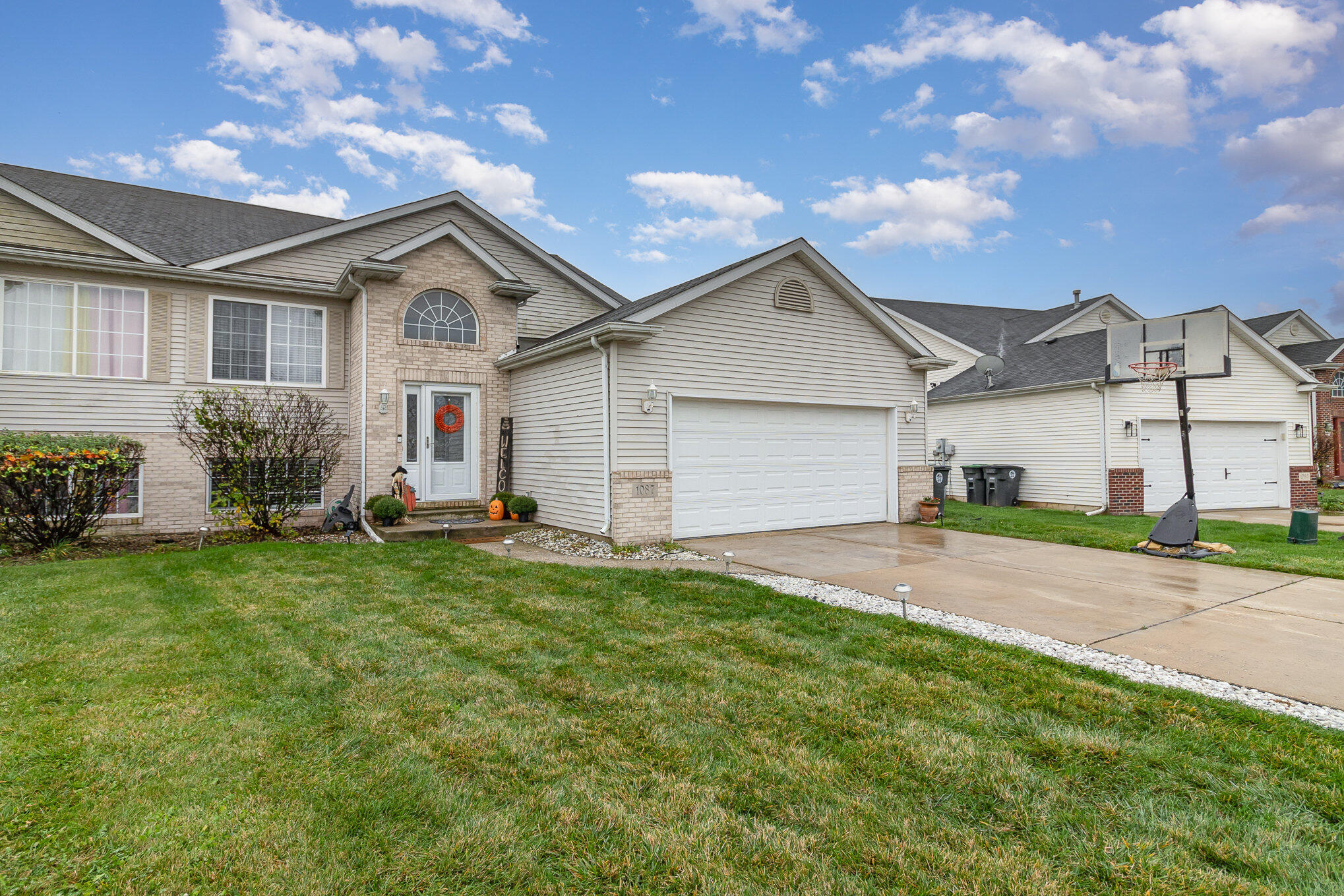 1087 Csokasy Court