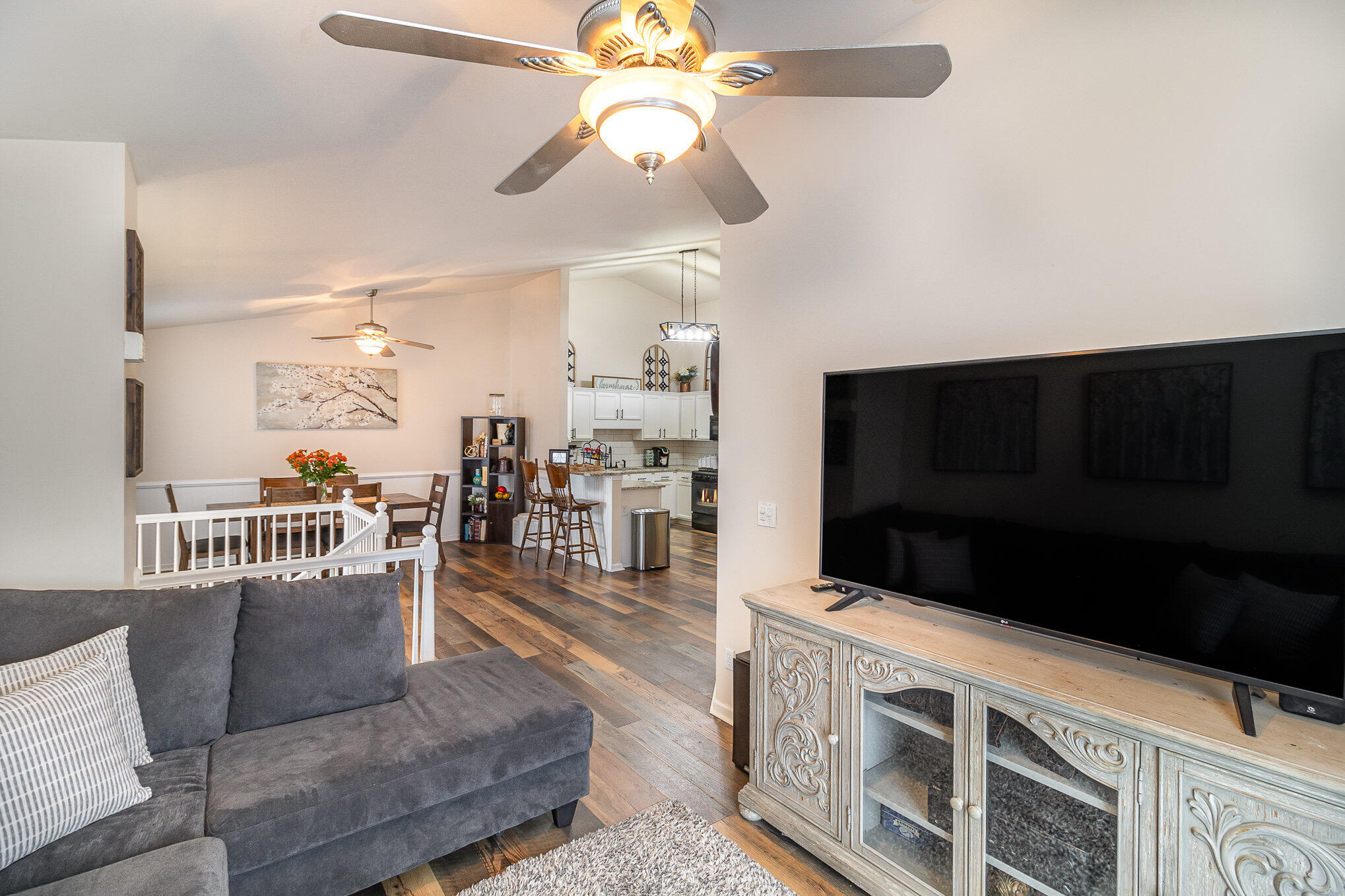 1087 Csokasy Court