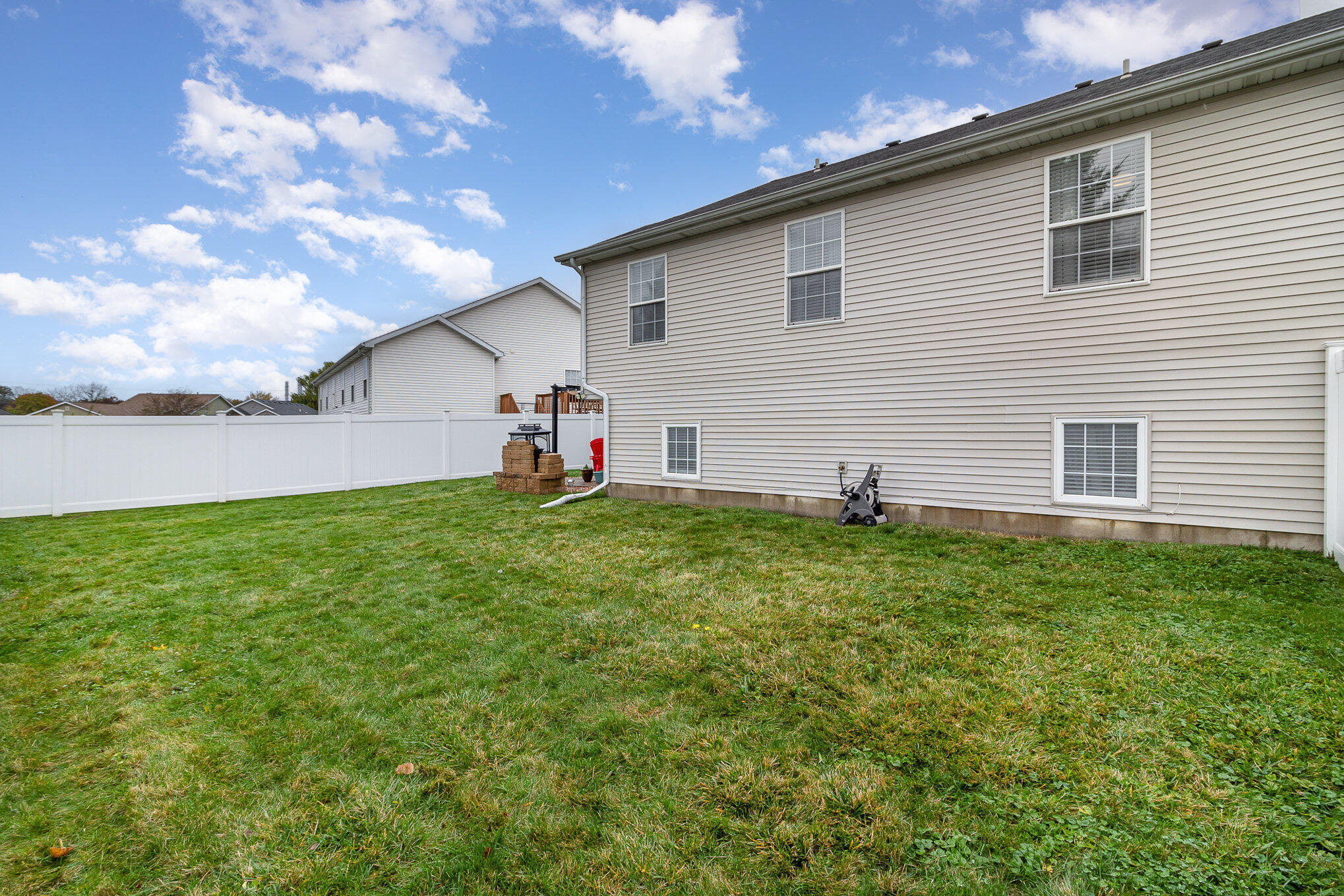 1087 Csokasy Court