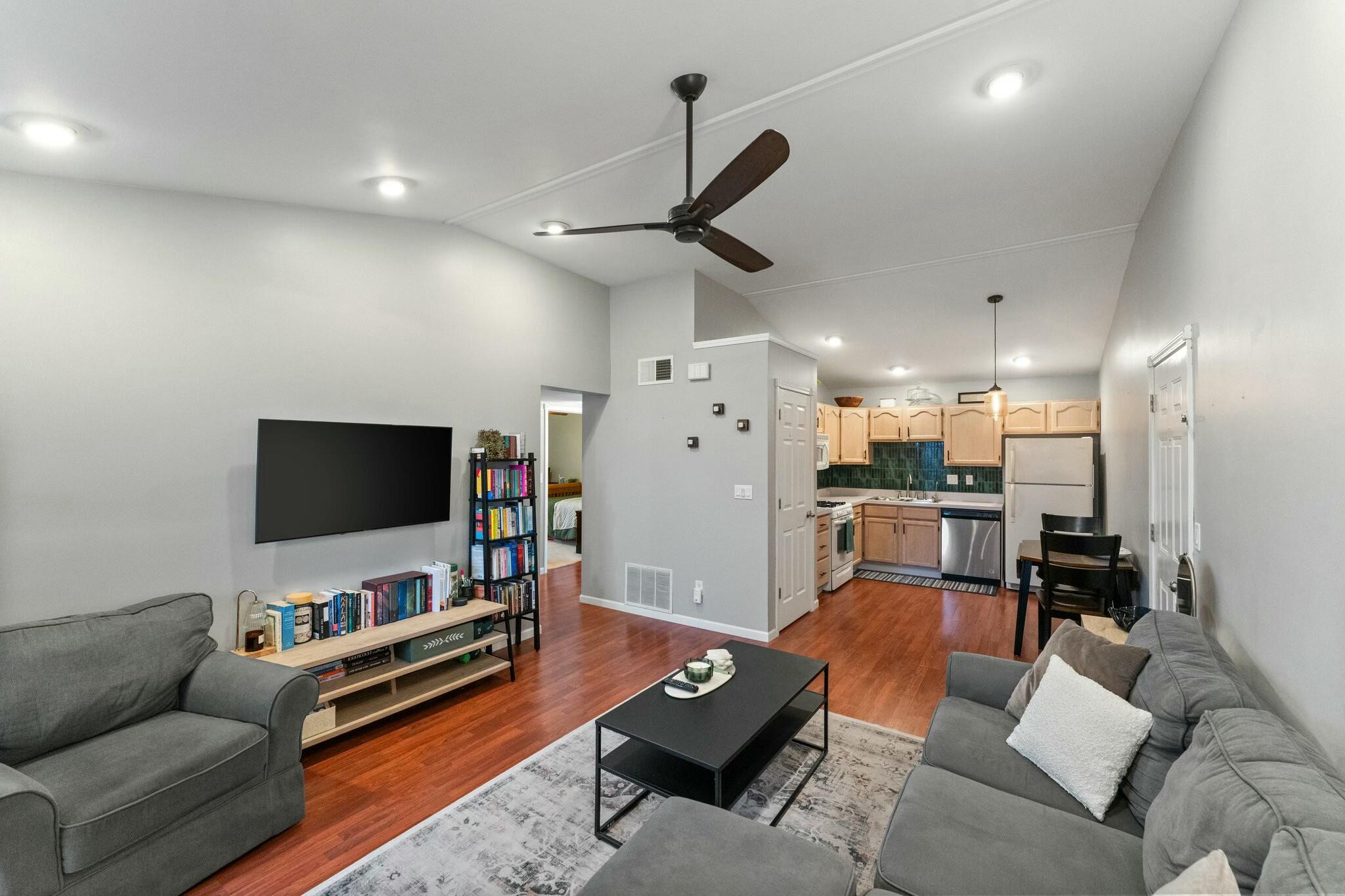3608 Timberbridge Drive Unit: F