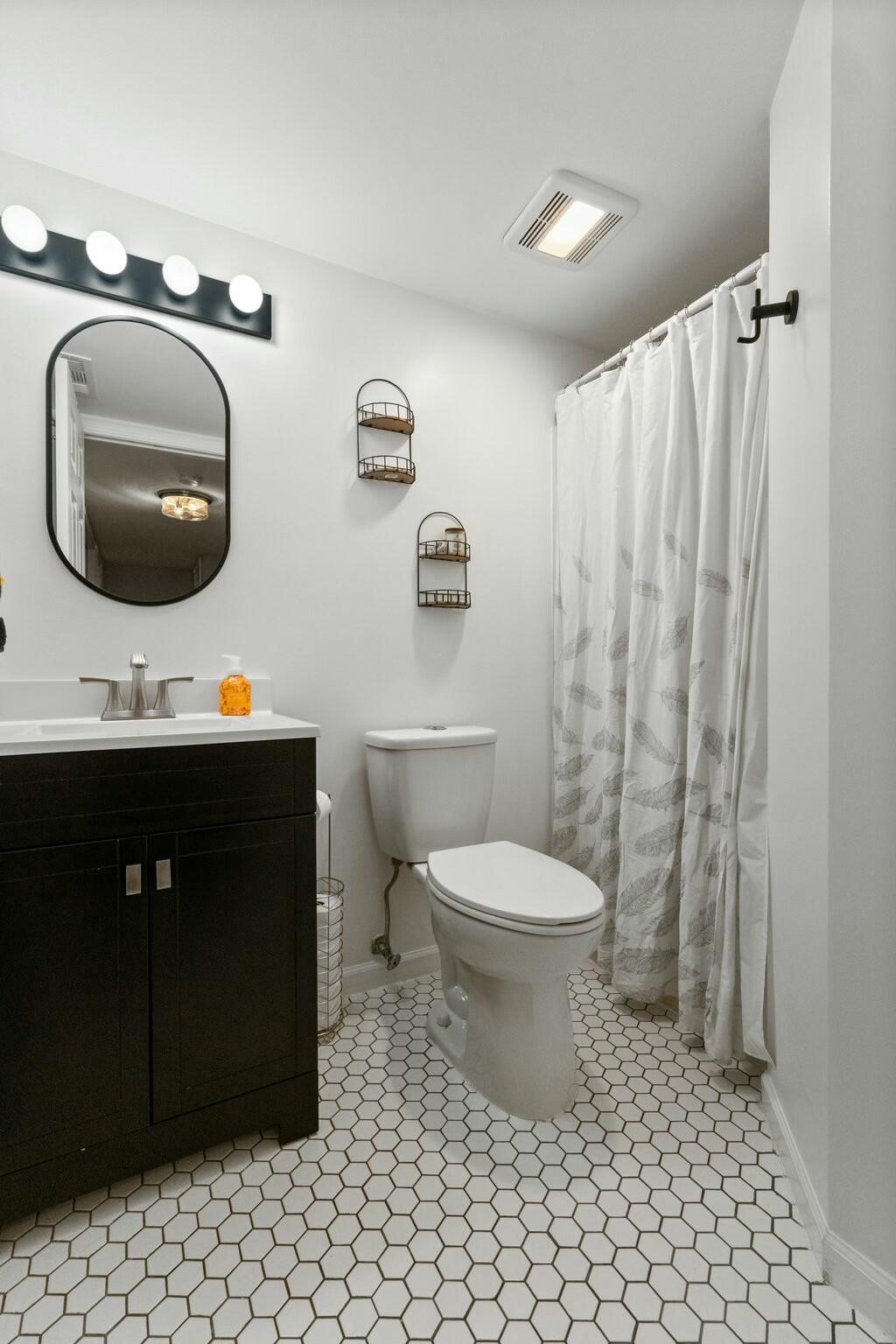 3608 Timberbridge Drive Unit: F