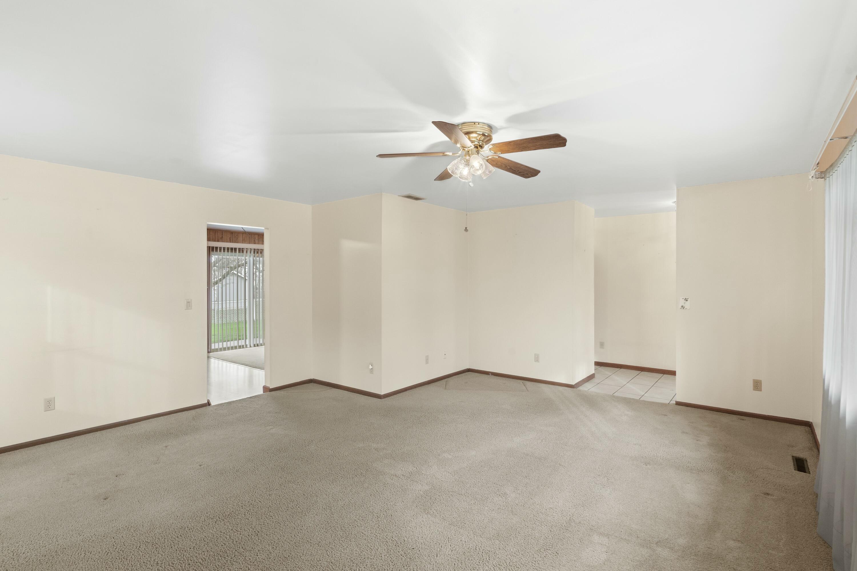 9814 Lincoln Court