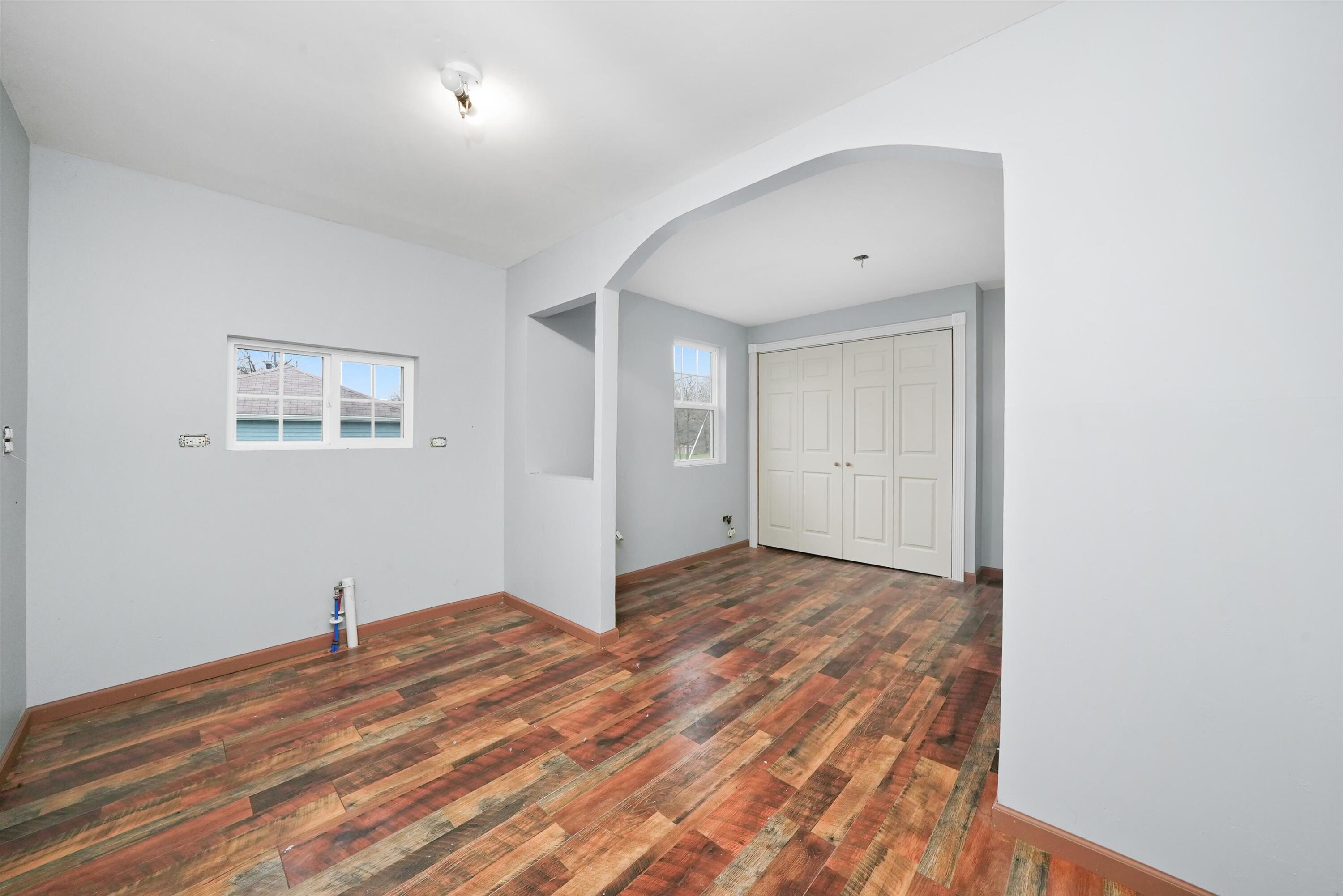 13153 NW Lake Shore Drive