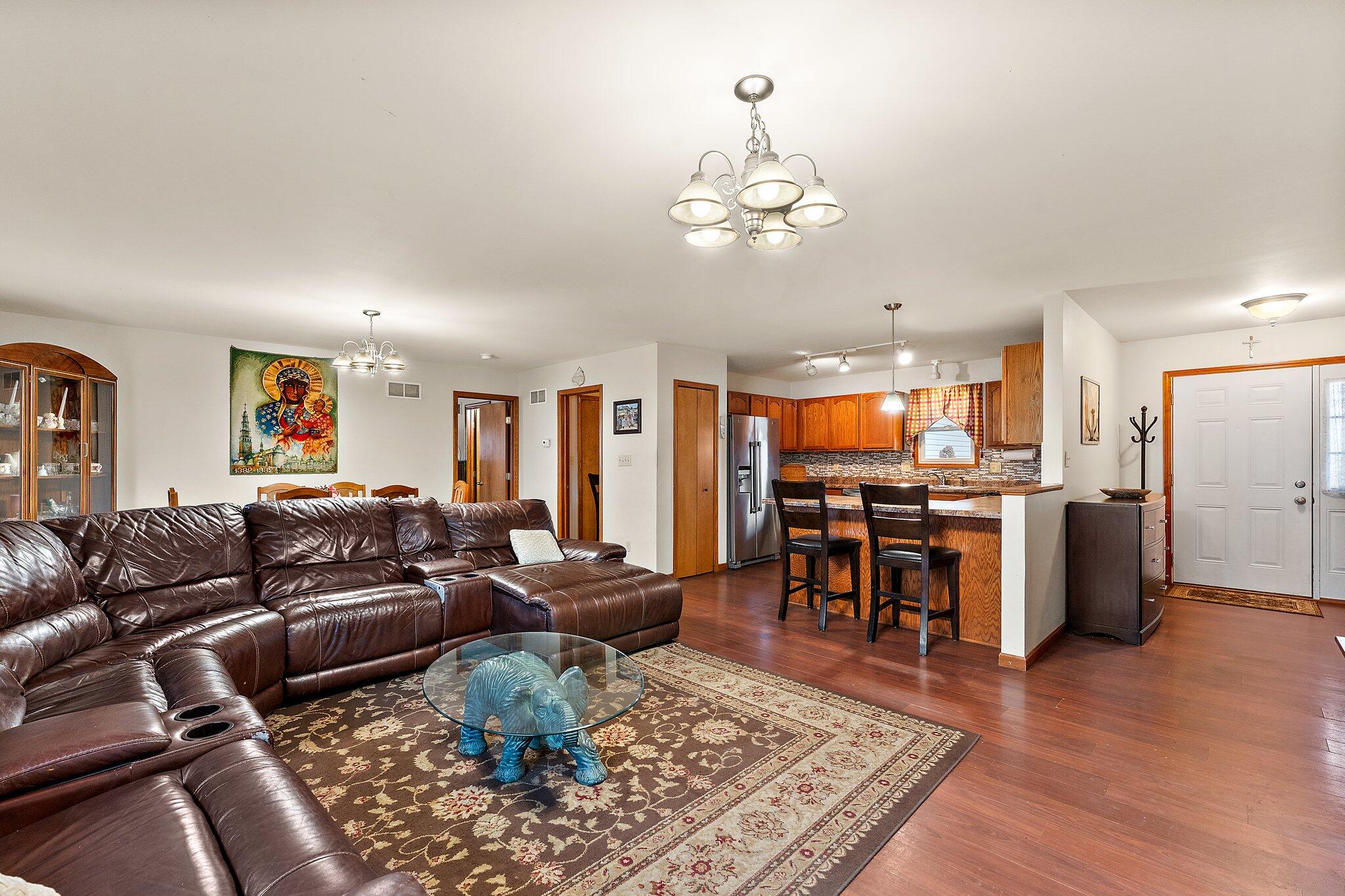 2937 Amanda Drive