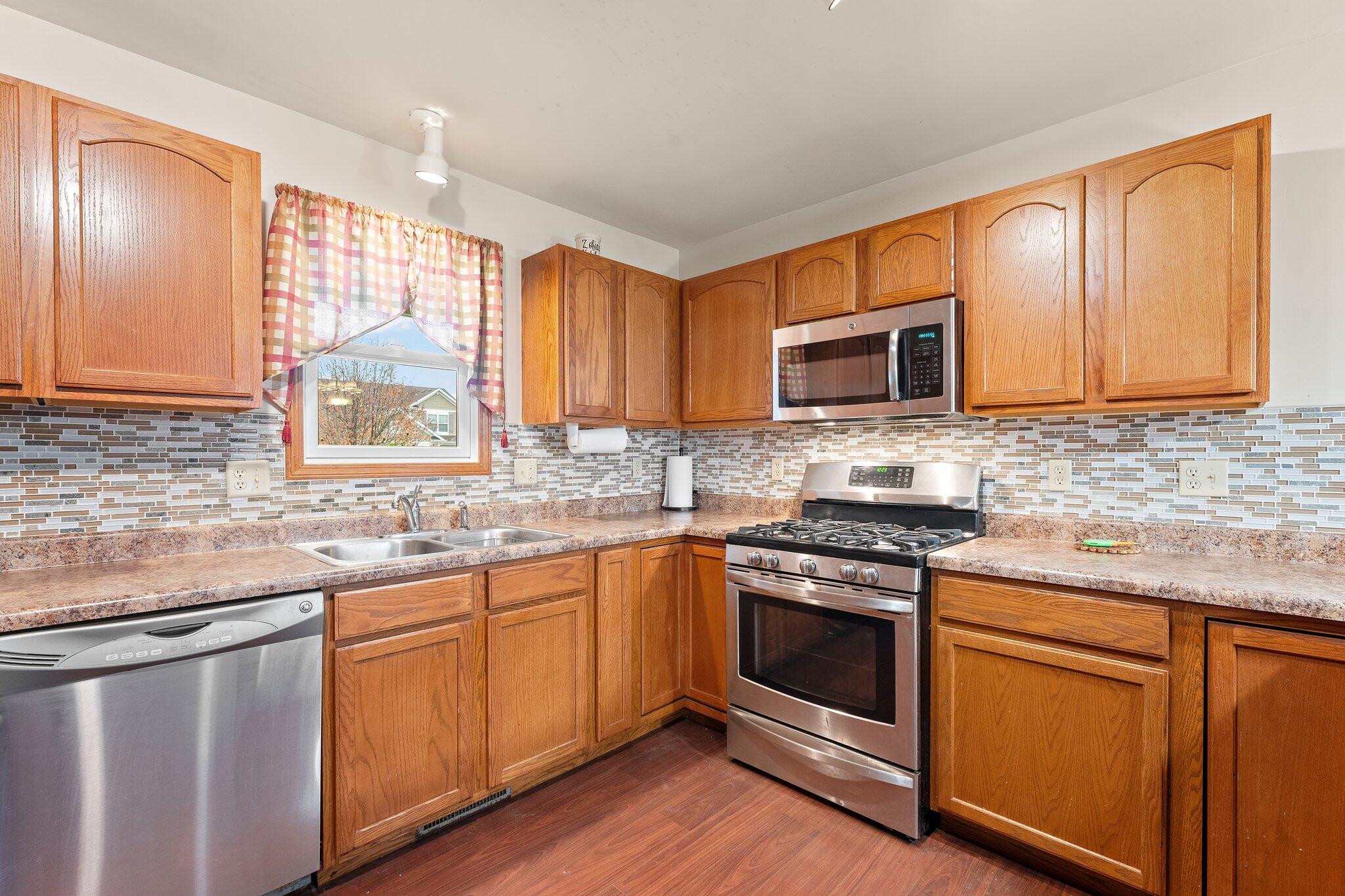 2937 Amanda Drive