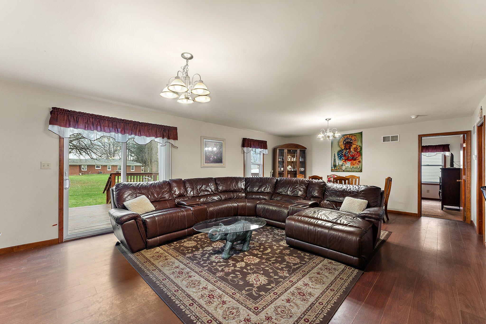 2937 Amanda Drive