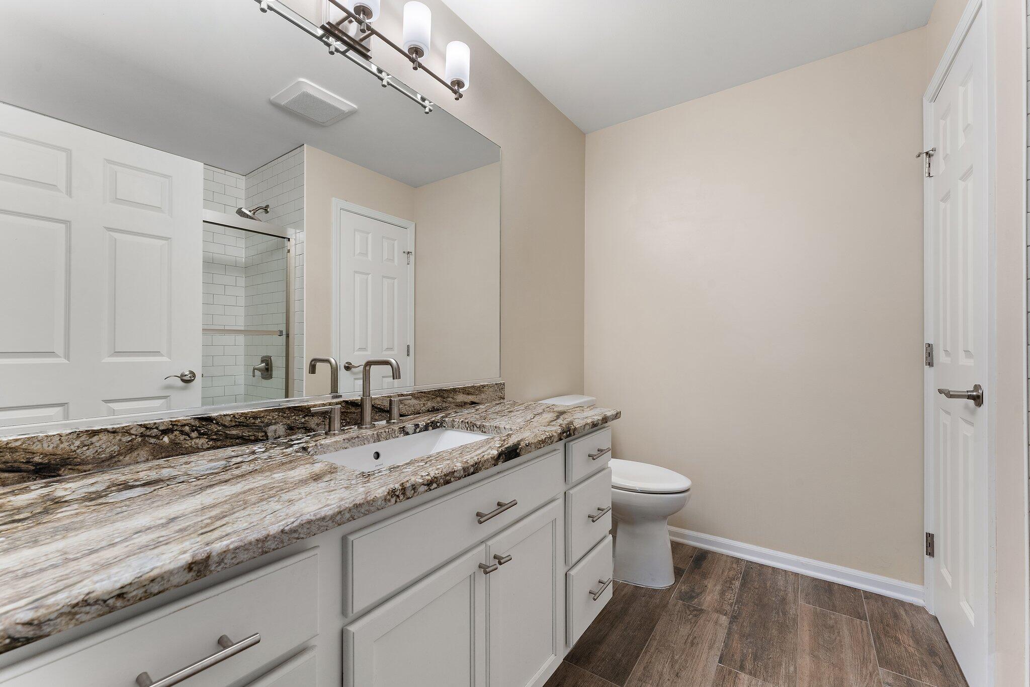 10340 White Oak Lane Unit: 1B