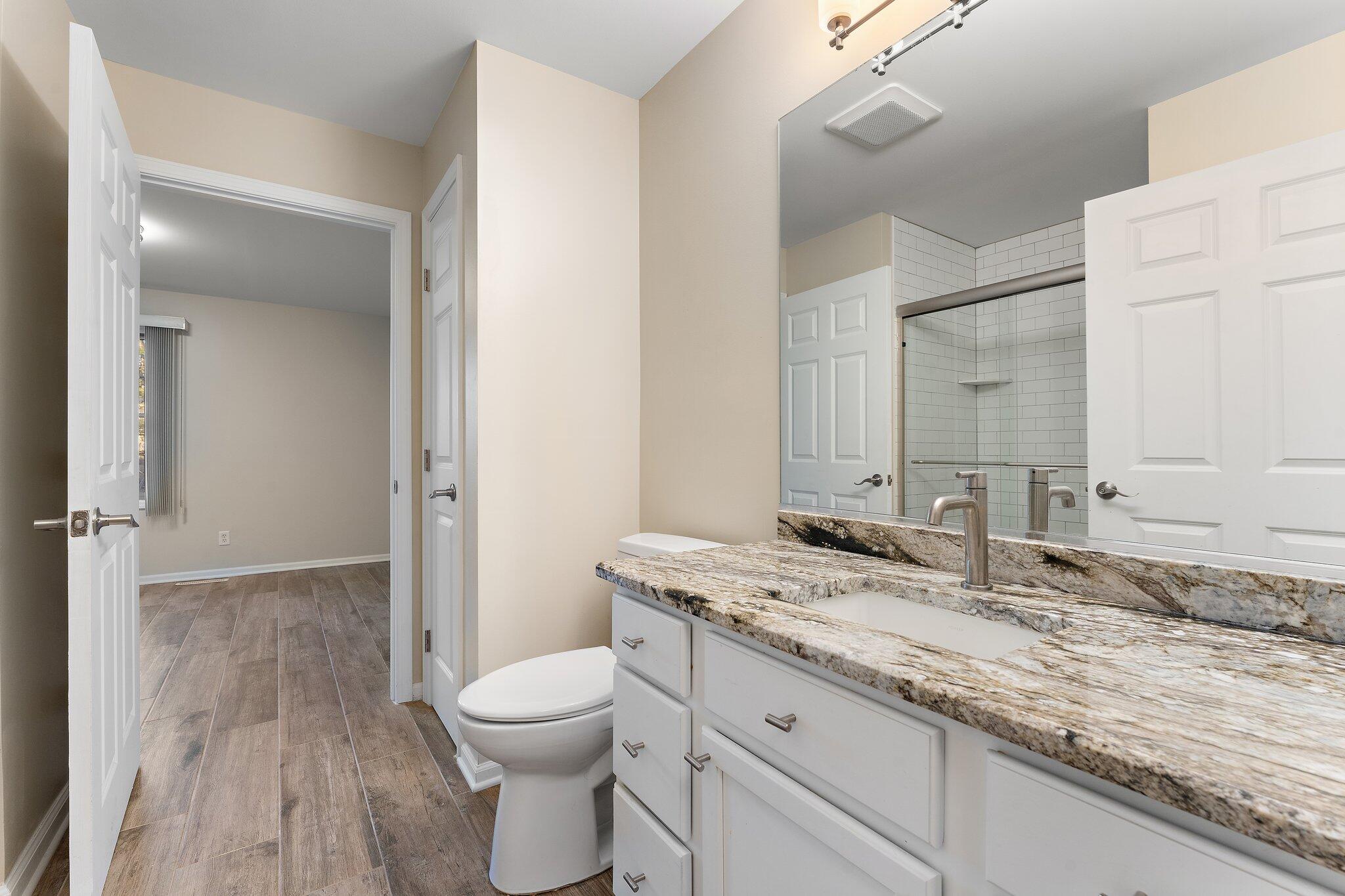 10340 White Oak Lane Unit: 1B