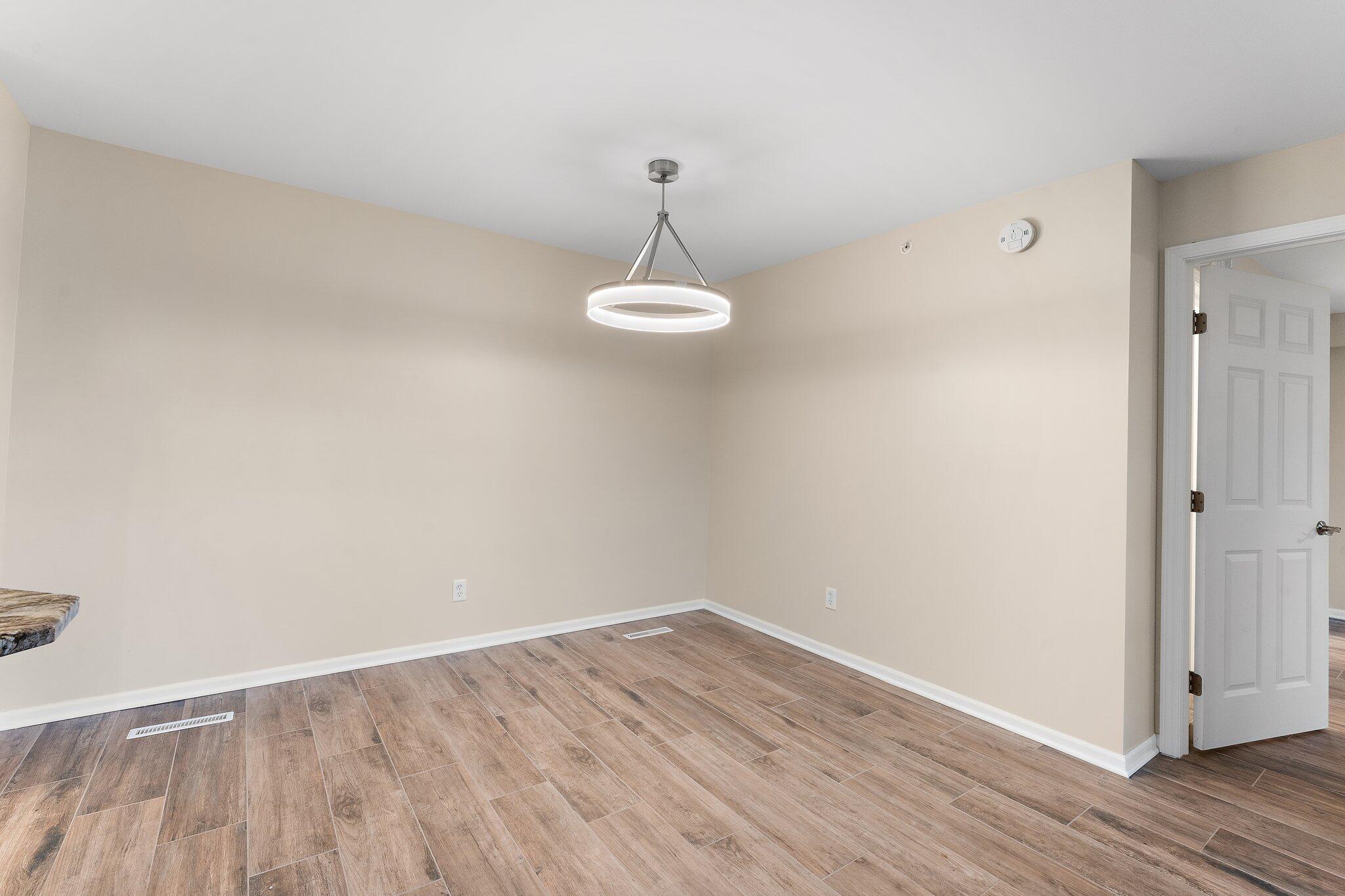 10340 White Oak Lane Unit: 1B
