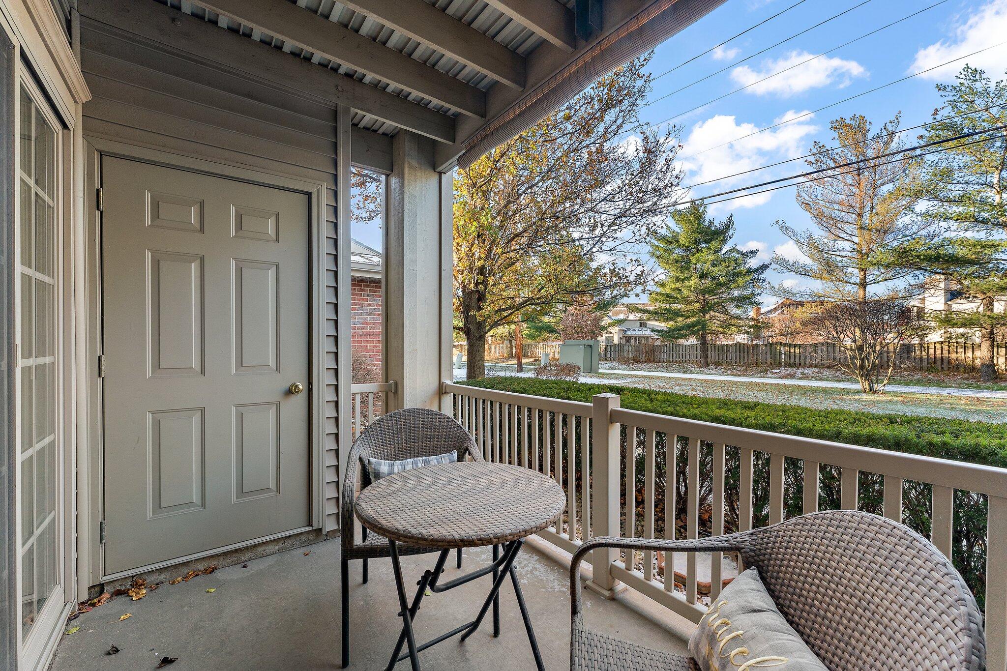 10340 White Oak Lane Unit: 1B