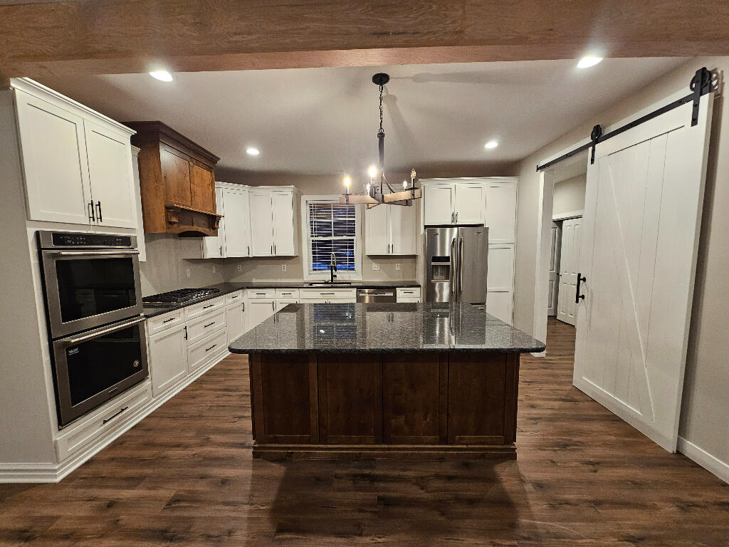9805 Trinity Court