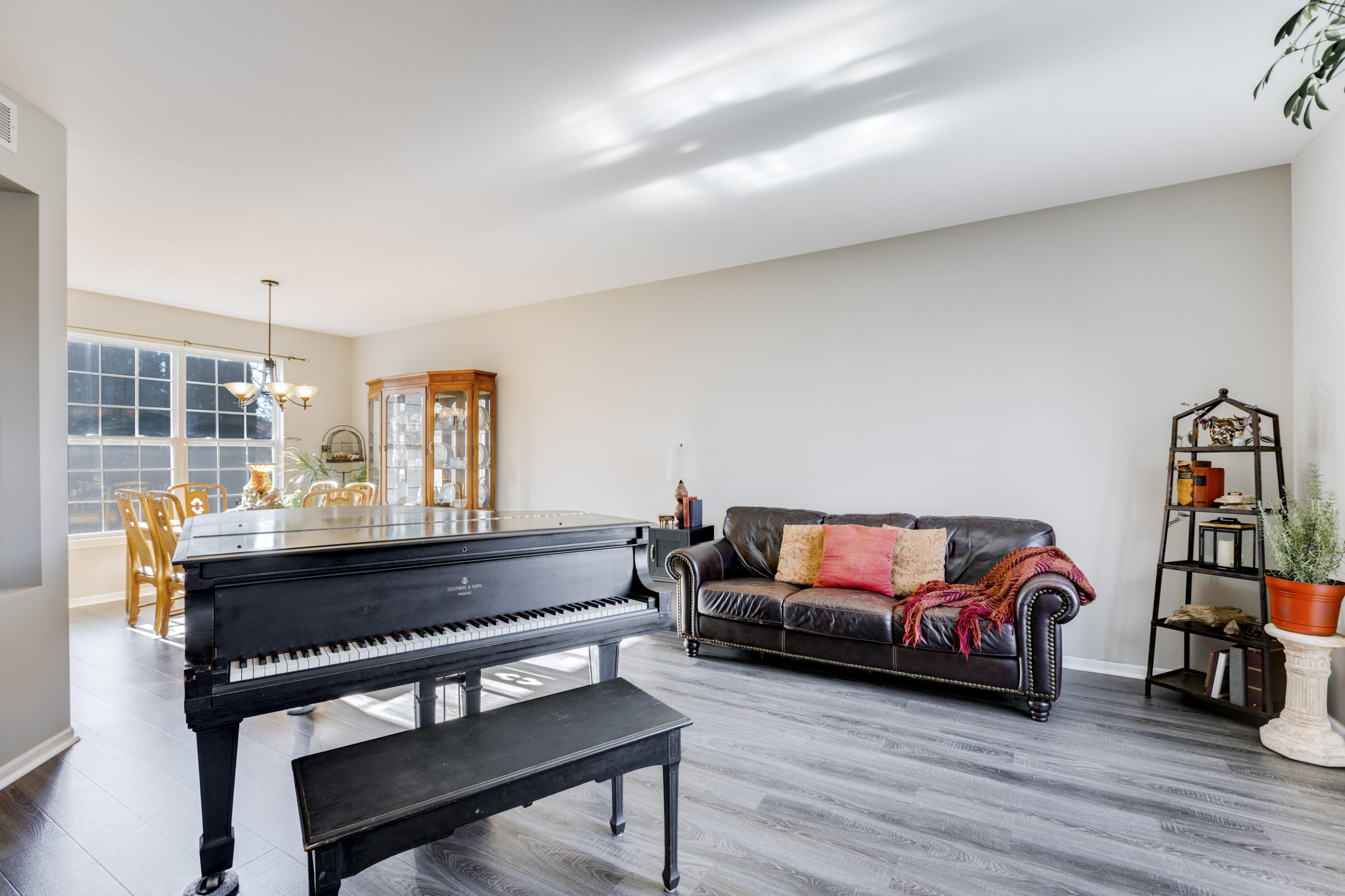 1349 Morningview Court