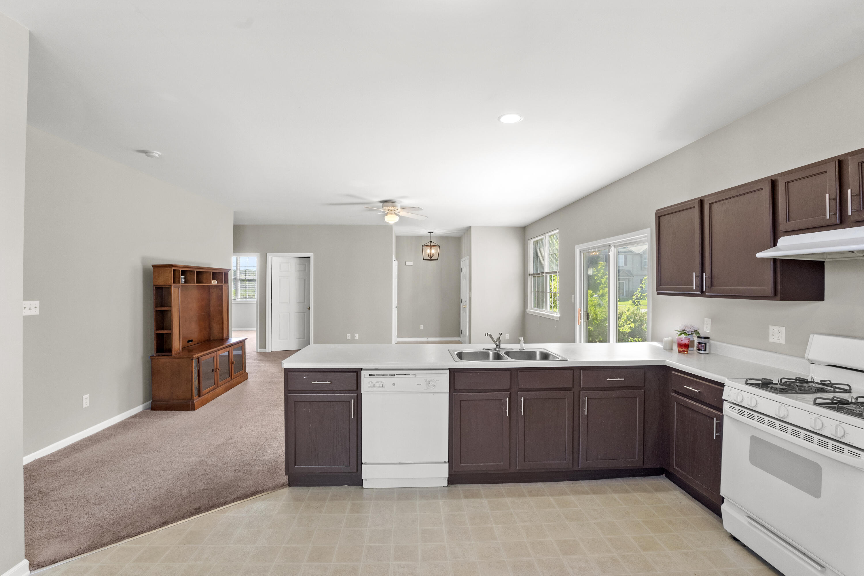 1214 Primrose Lane