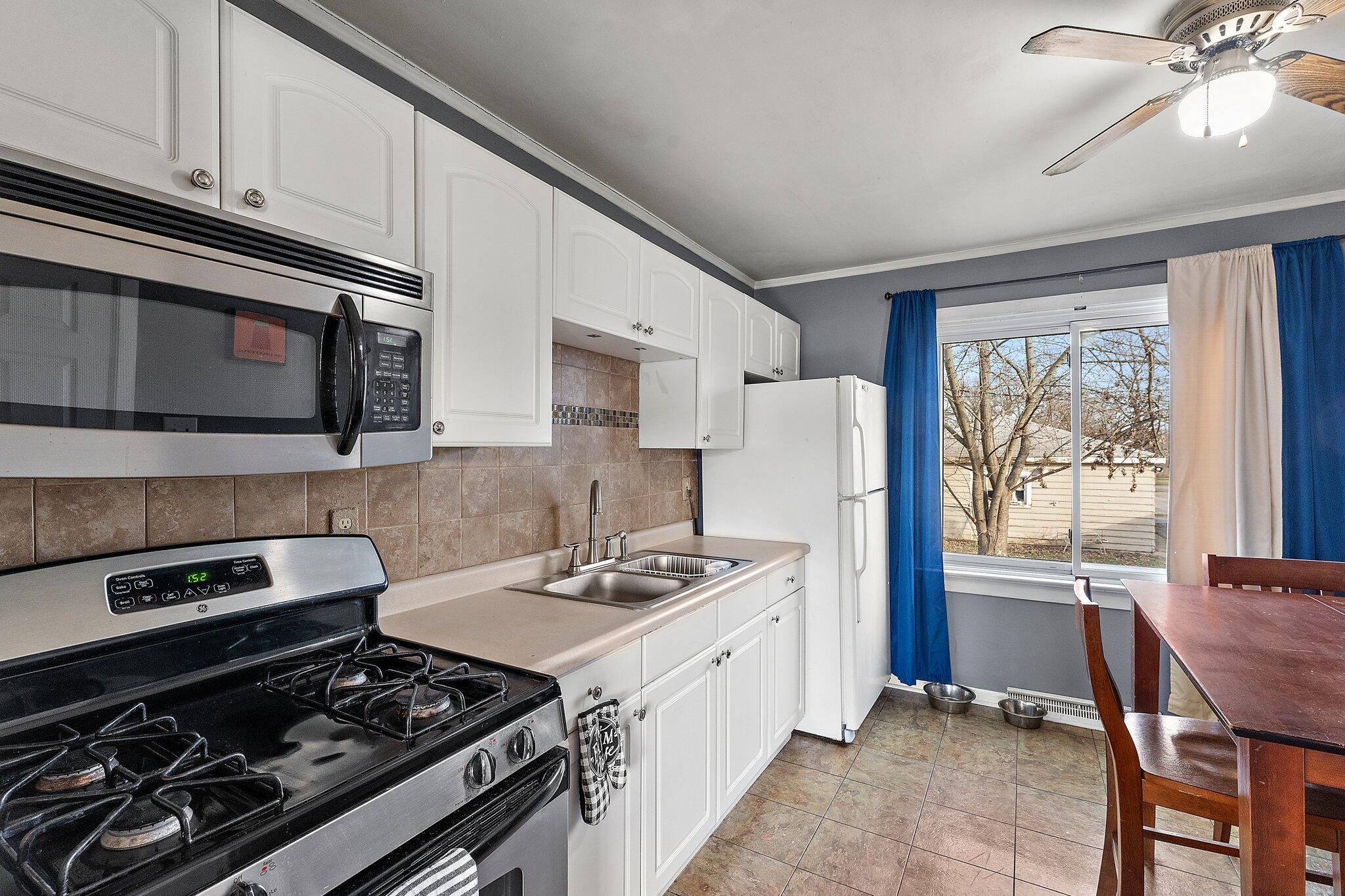 47 N Wisconsin Street