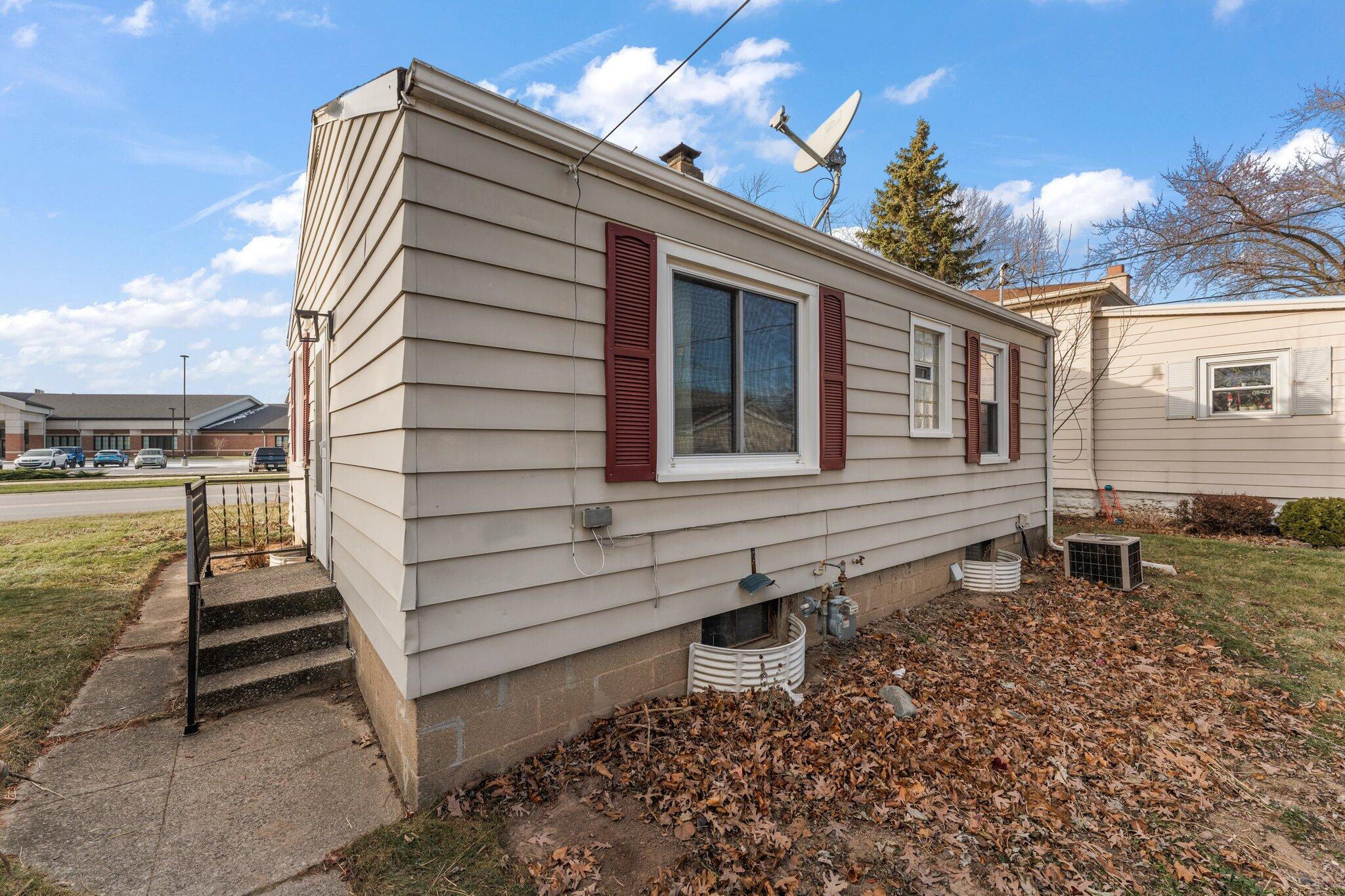 47 N Wisconsin Street