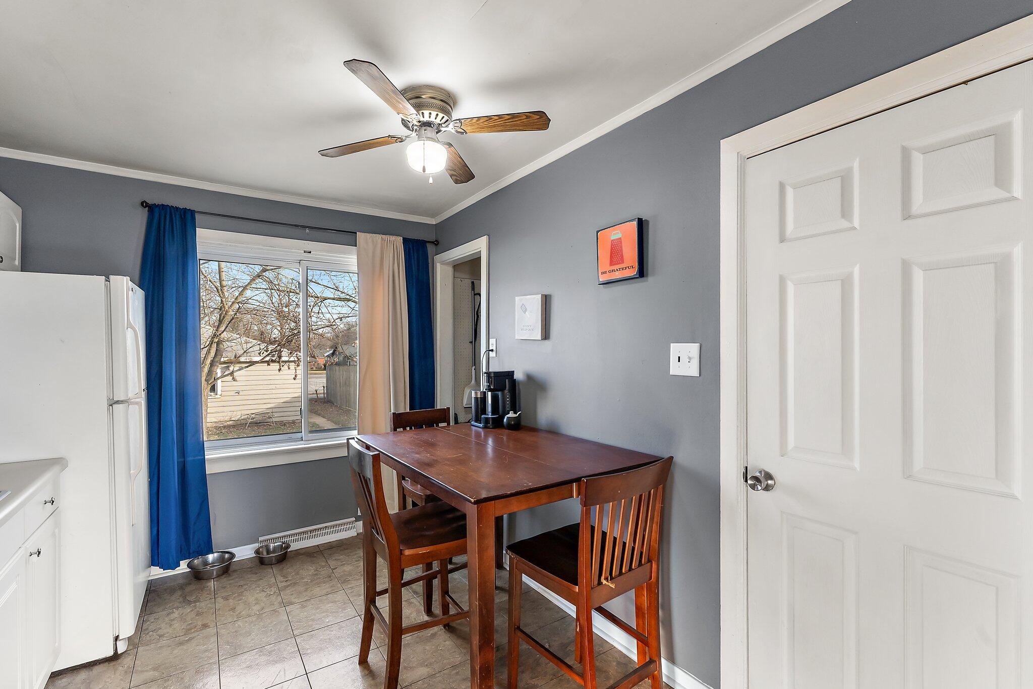 47 N Wisconsin Street