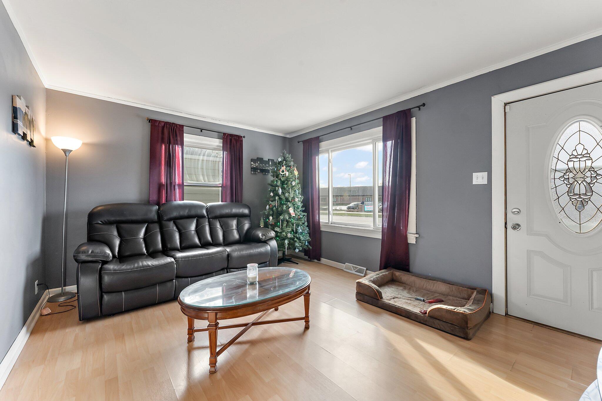 47 N Wisconsin Street