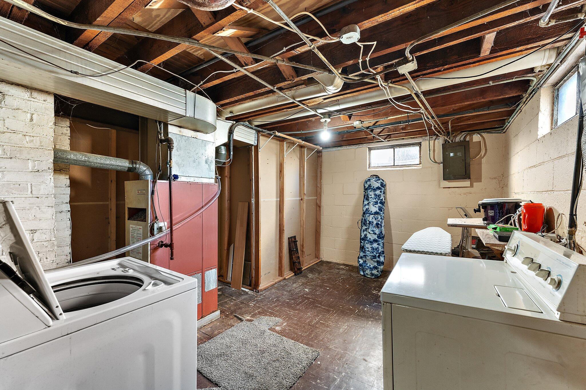 47 N Wisconsin Street