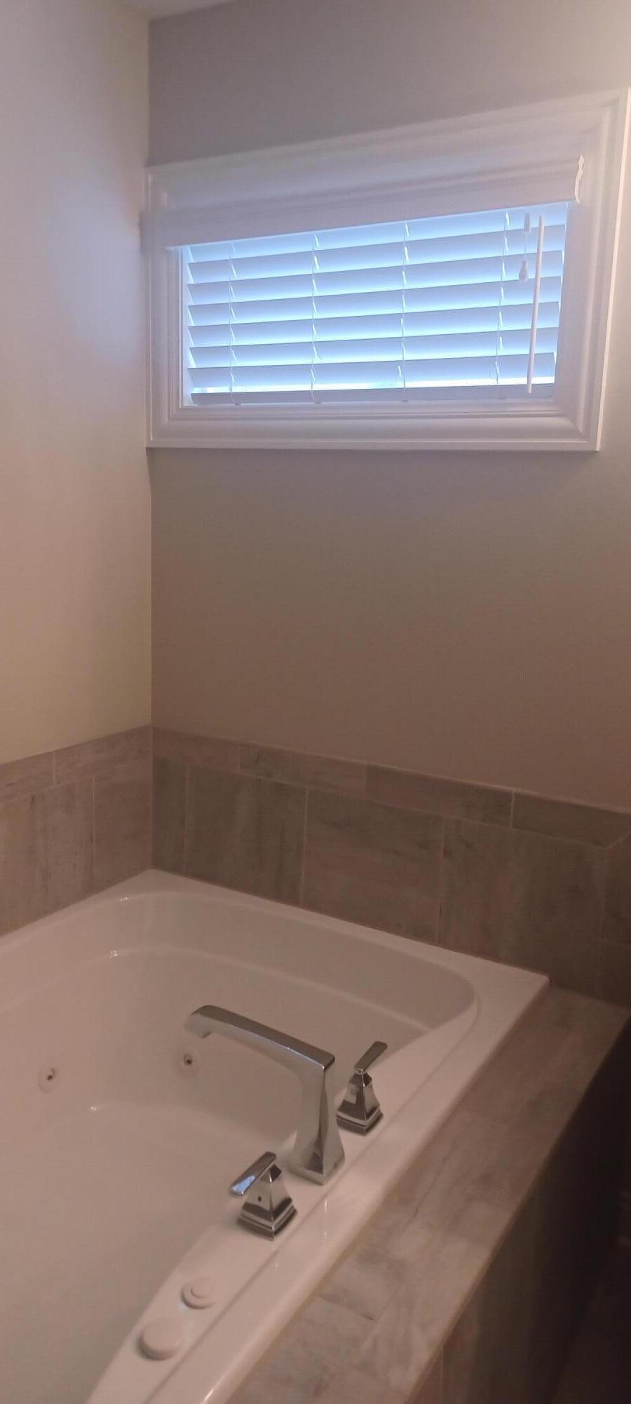 1011 Oak Grove Court